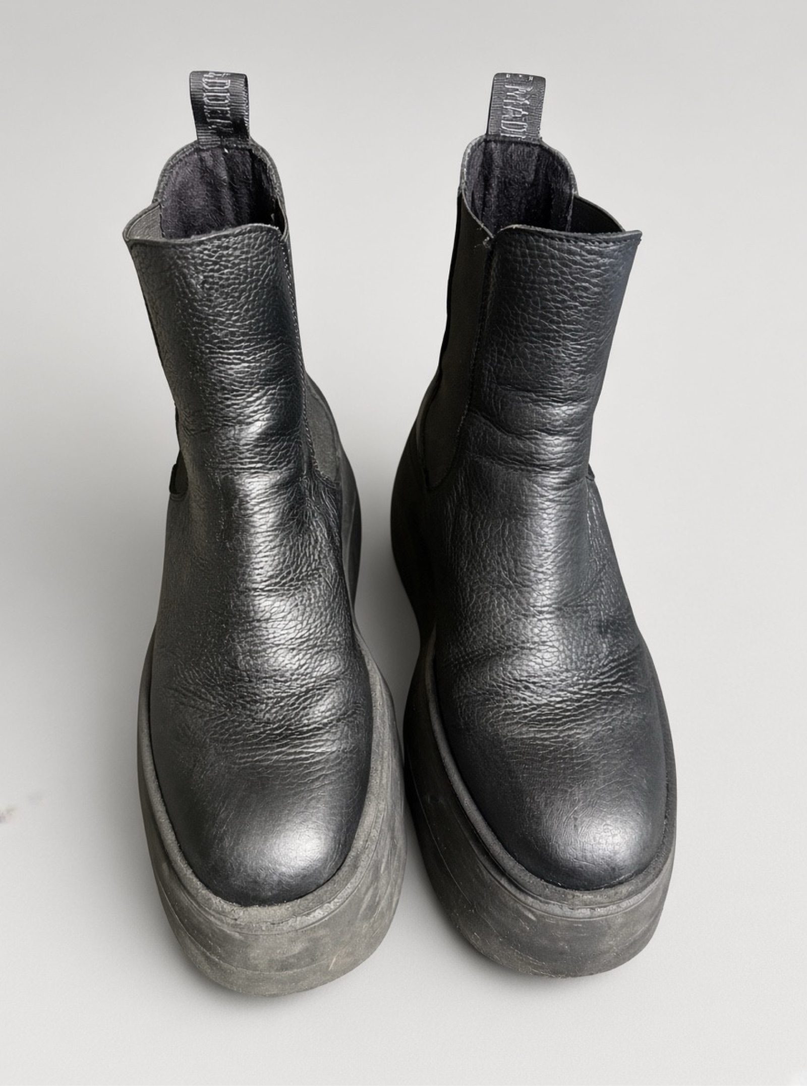 ✨ Size 37 ✨ Steve Madden Black Leather Platform Chelsea Boots | Preloved