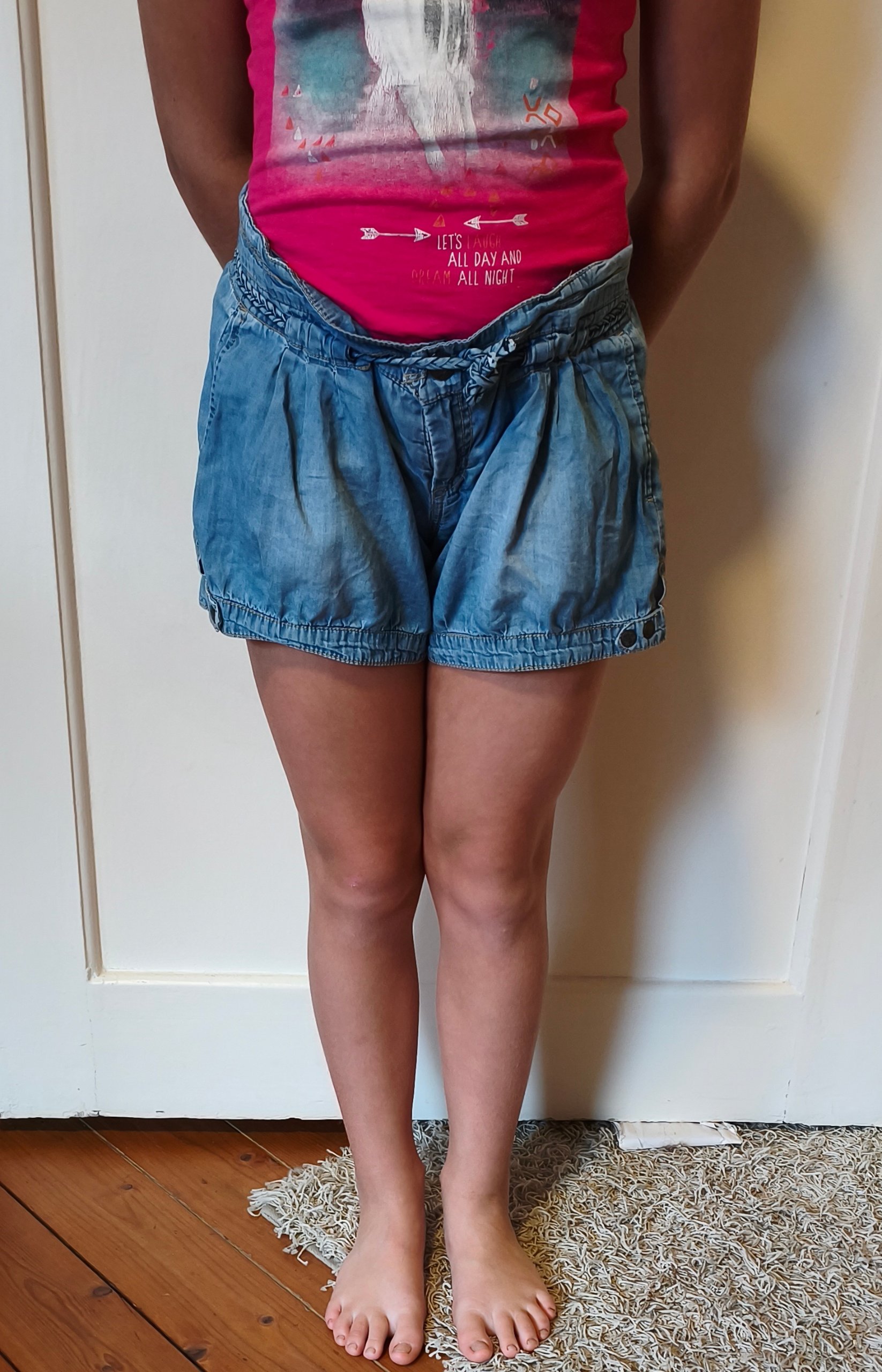 Name It Kinder Hellblaue Jeans-Shorts Gr. 158 Kinder