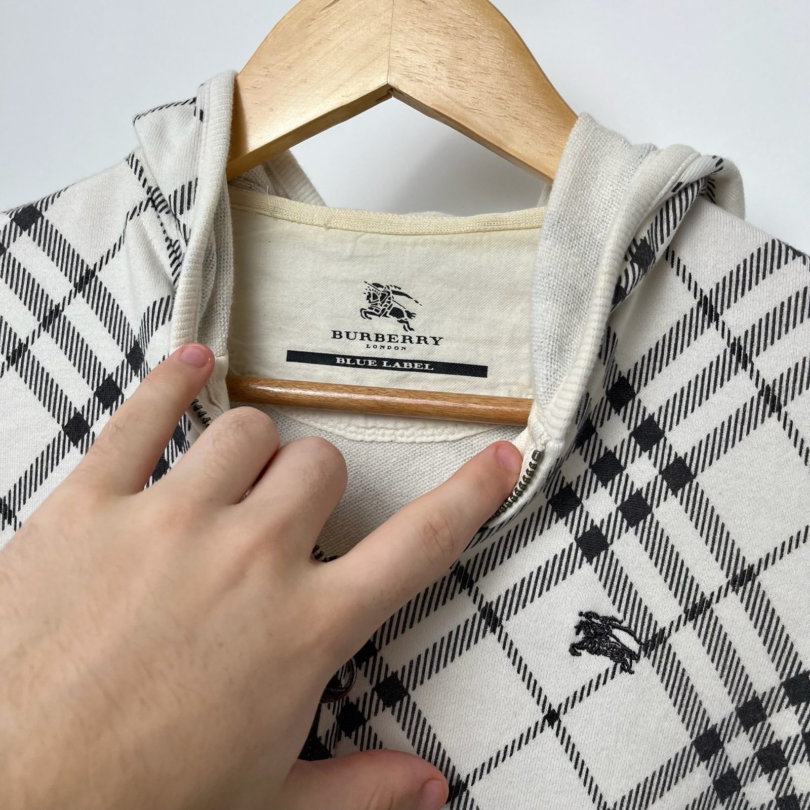 Burberry Black & White Plaid Zip Hoodie - S image 7