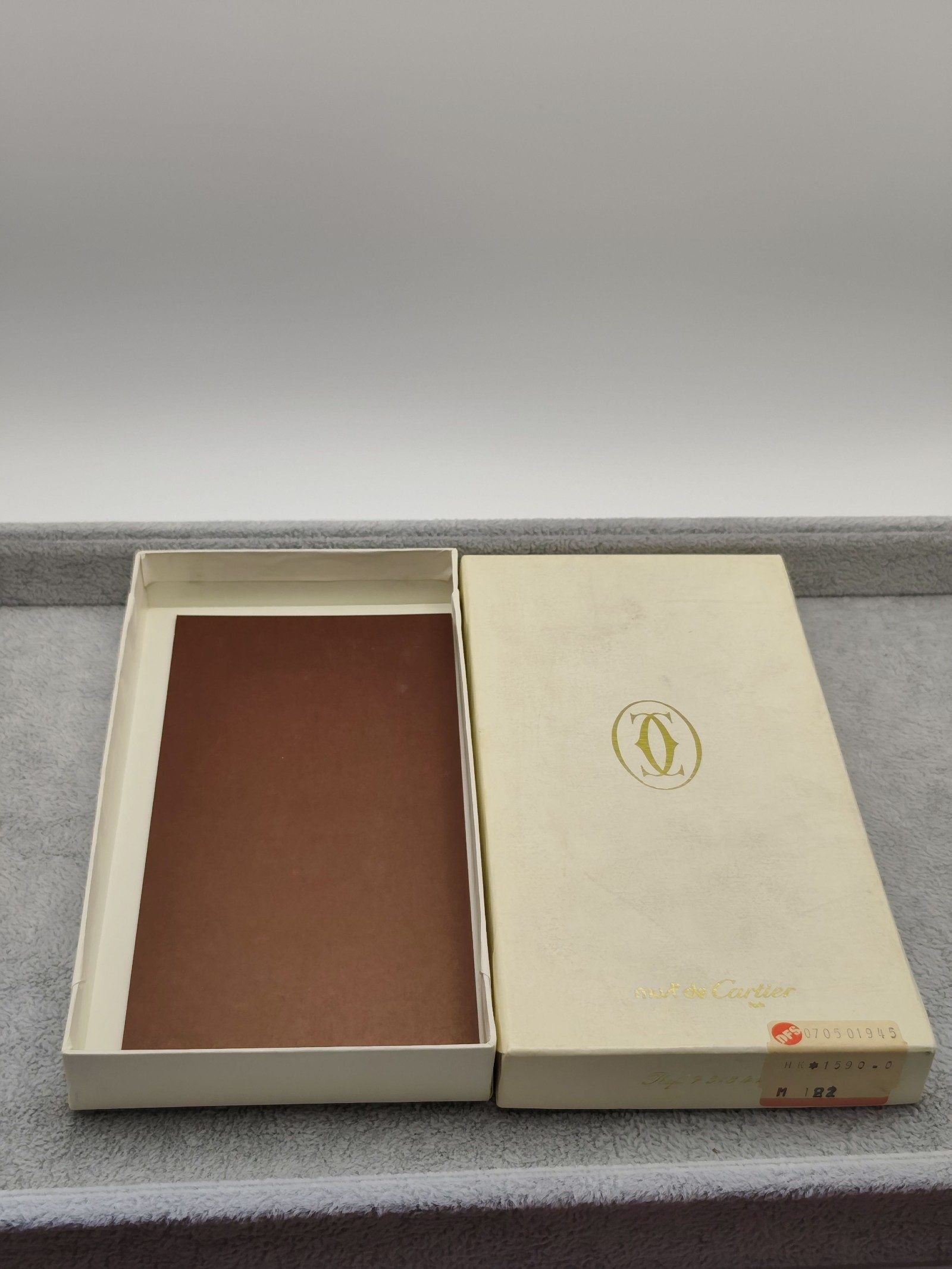 Cartier Burgundy Leather Wallet with Gold Corners Unisex image 3