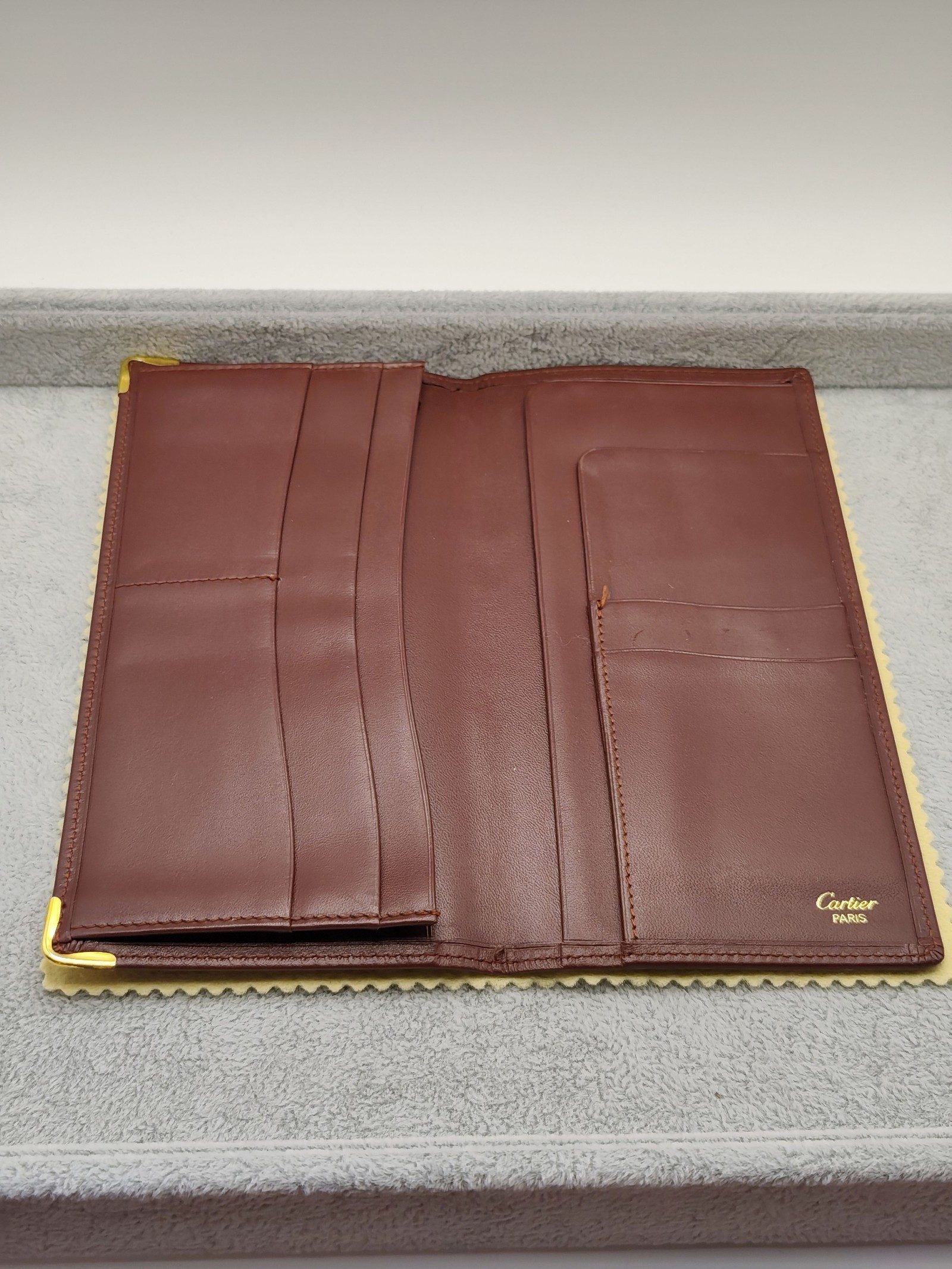 Cartier Burgundy Leather Wallet with Gold Corners Unisex image 9