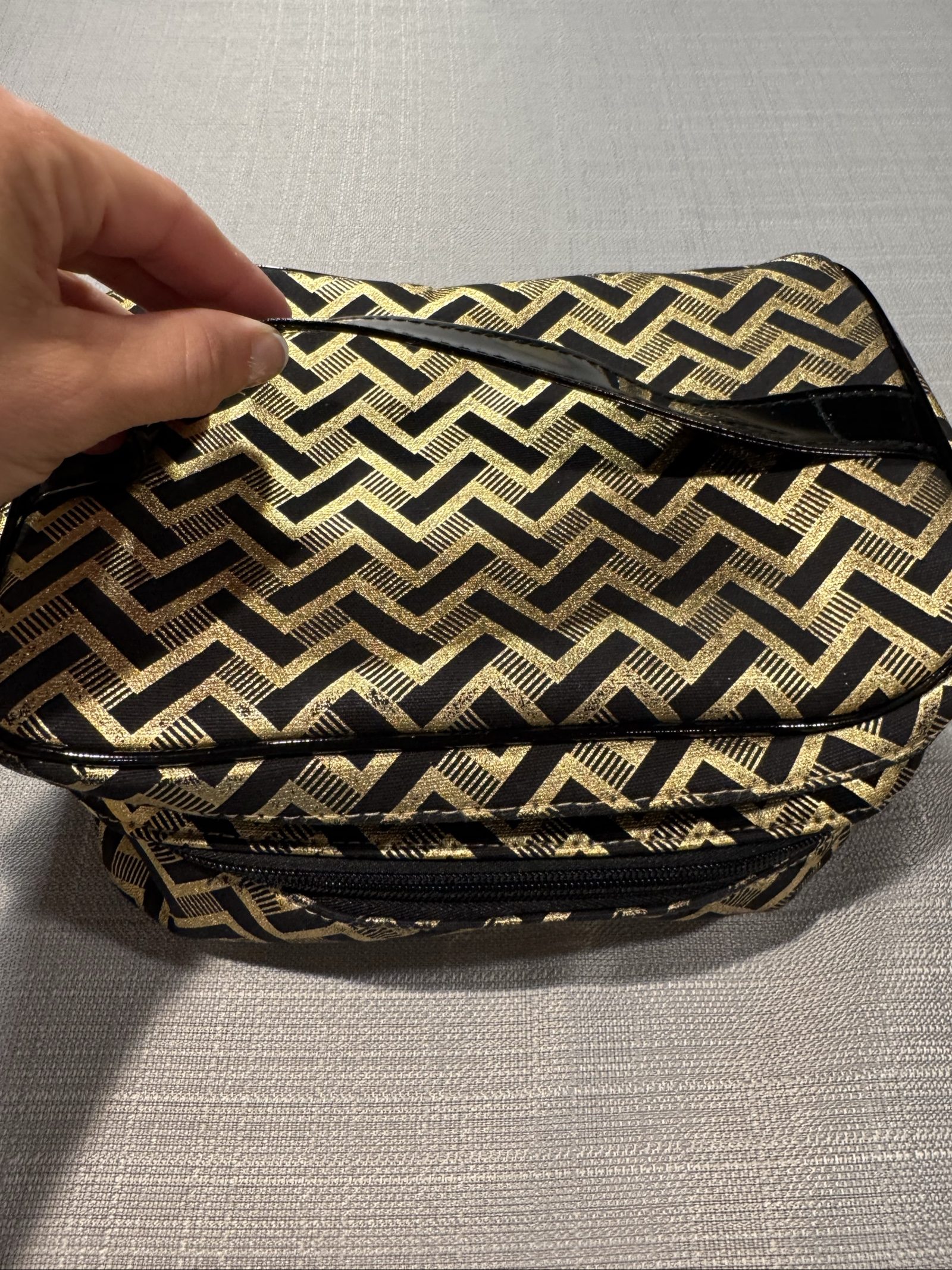 Kestrel Travel Cosmetic Makeup Organizer – Black Gold Geometric image 3