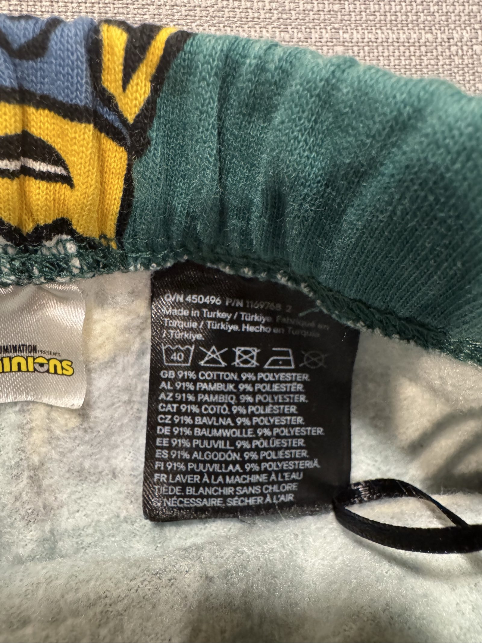 Boys H&M Minions Jogger Sweatpants – Green – 4T image 5