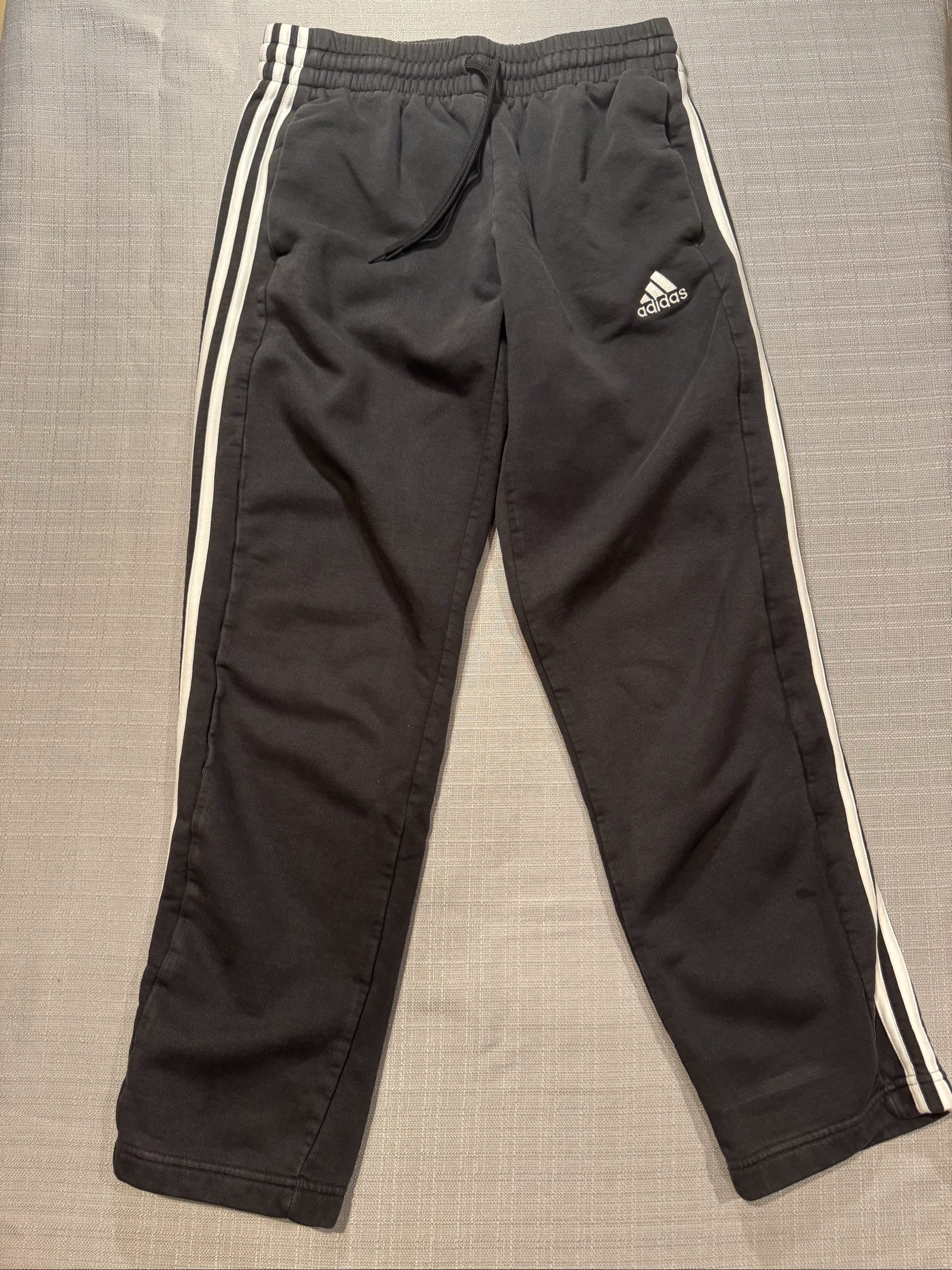 Men’s Adidas 3-Stripes Fleece Sweatpants – Black – Medium