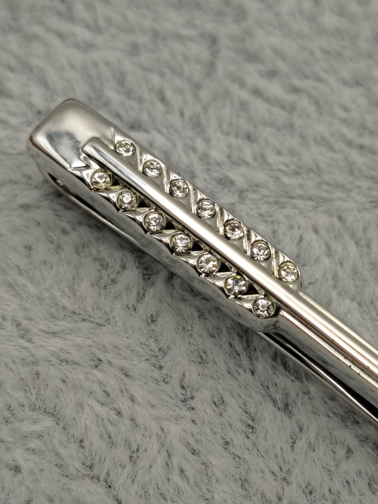 Simon Carter Silver tone Arrow Tie Clip in Box image 6