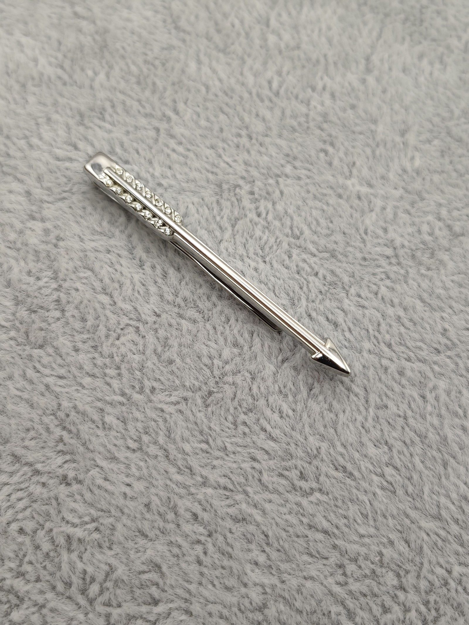 Simon Carter Silver tone Arrow Tie Clip in Box image 7