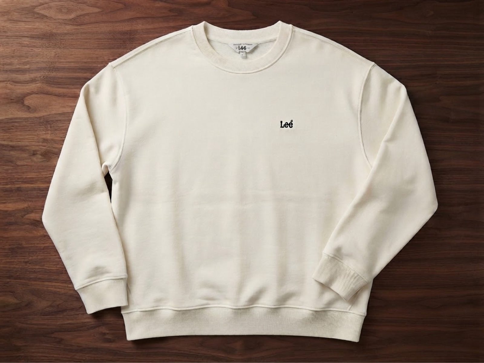 Lee Women's White Relaxed Fit Sweatshirt Large