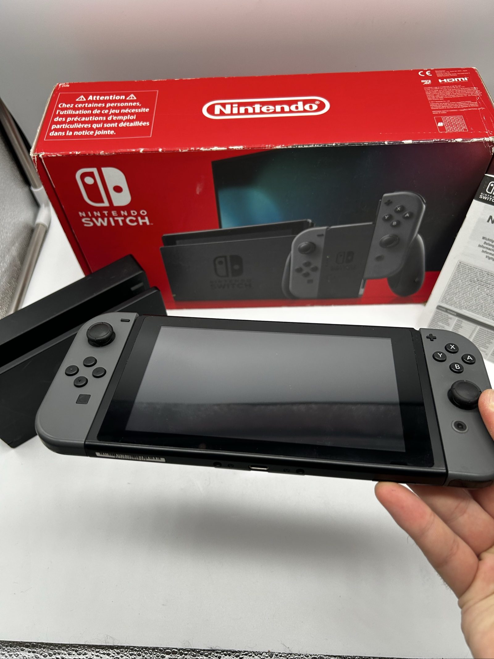 Nintendo Switch V2 Grigia + Scatola + Accessori Originali – Ottime Condizioni image 10