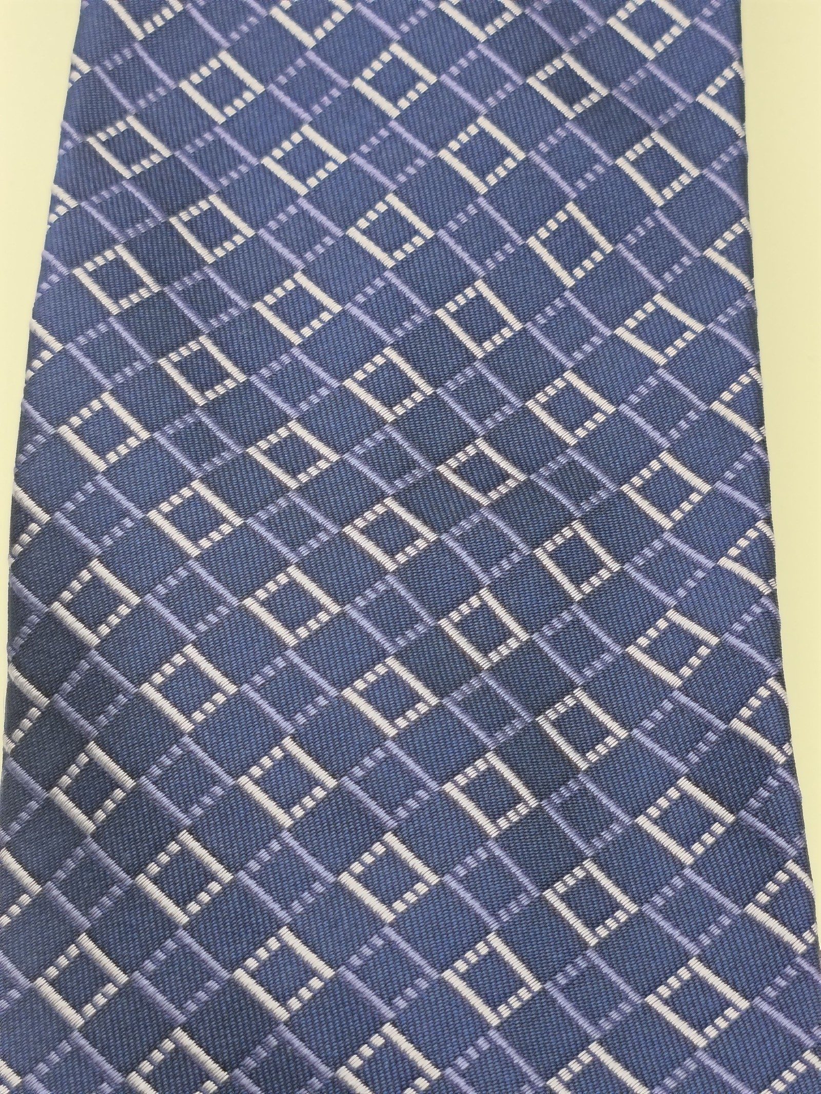 Burberry London Blue & White Patterned Silk Tie image 8