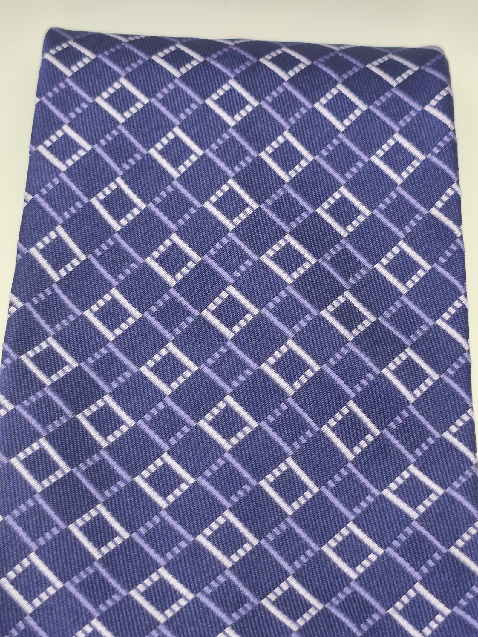 Burberry London Blue & White Patterned Silk Tie image 9