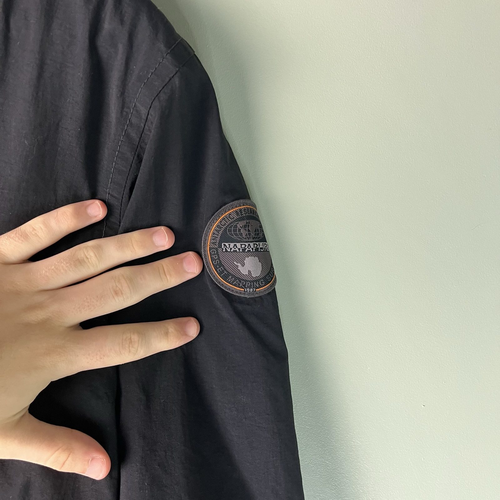 Napapijri Men's Black Fleece lined Windbreaker Jacket Zipper Sleeve image 2