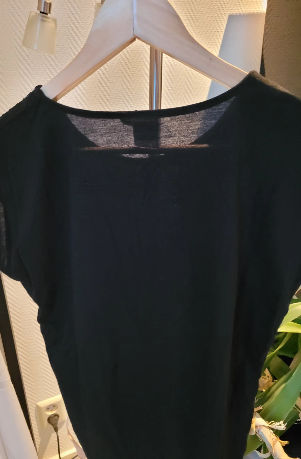 Summer see thru with lining black top Medium image 5