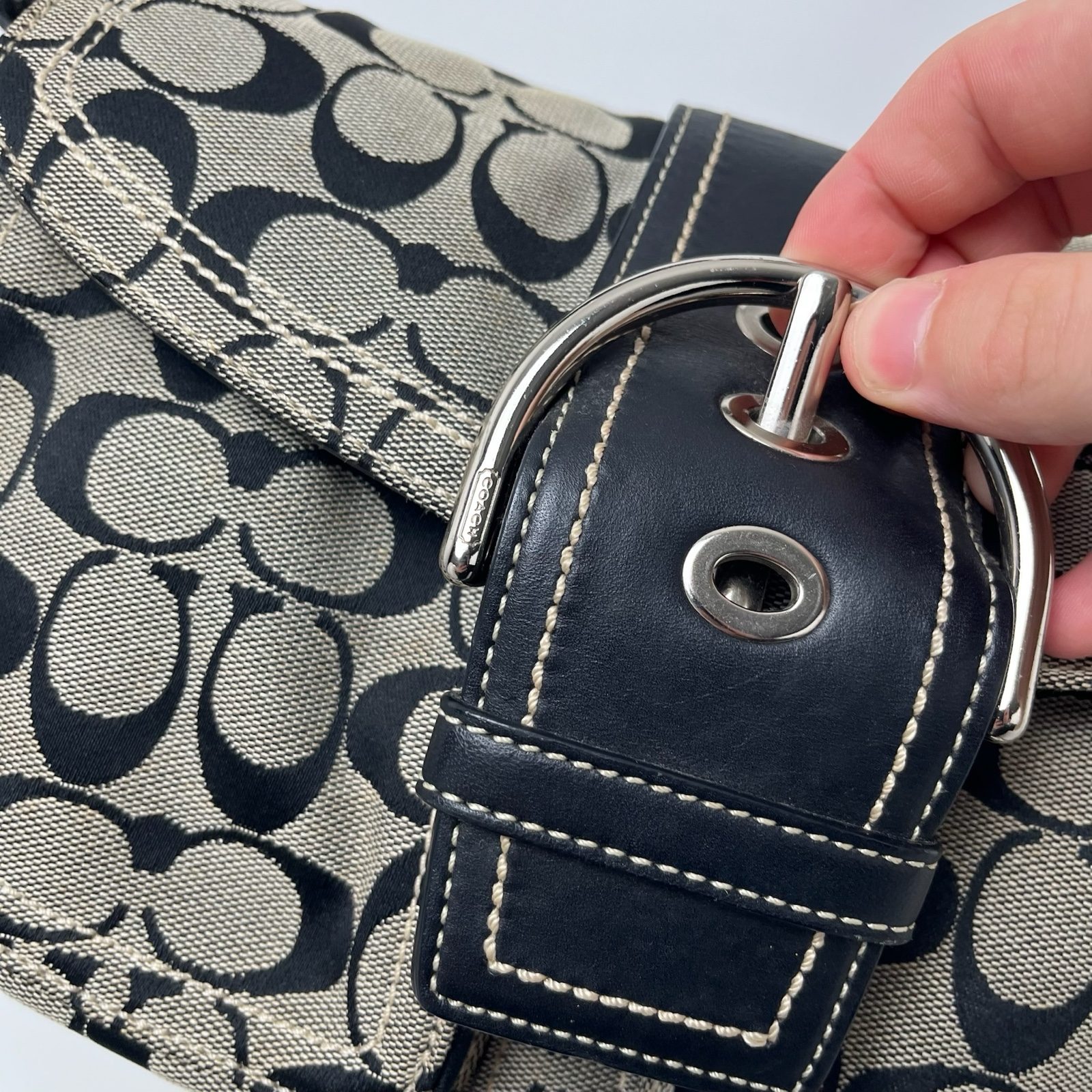 Coach Soho Signature Monogram Canvas/Leather Big Buckle Shoulder Bag B7297 image 4