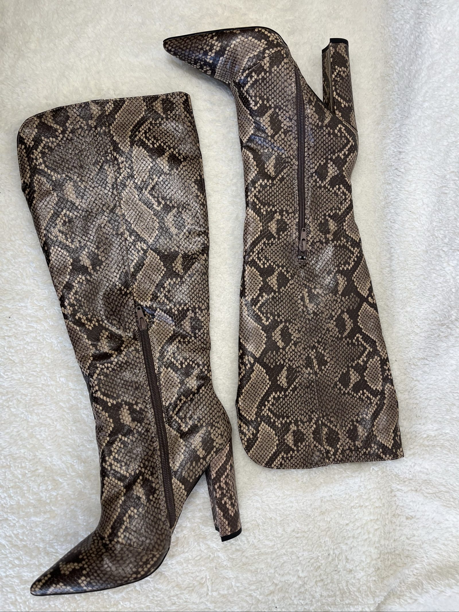 Public Desire knee high boots pointed toe Schlangenmuster wide shaft size 38 image 3