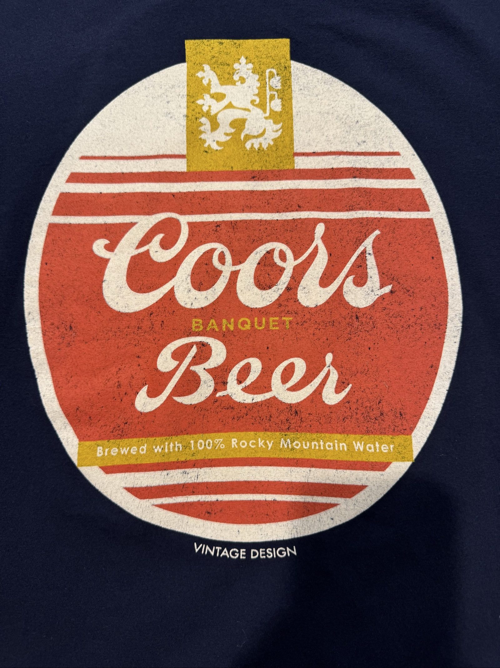 Men’s Coors Banquet Beer Vintage Design Graphic T-Shirt – Navy Blue – XL image 2