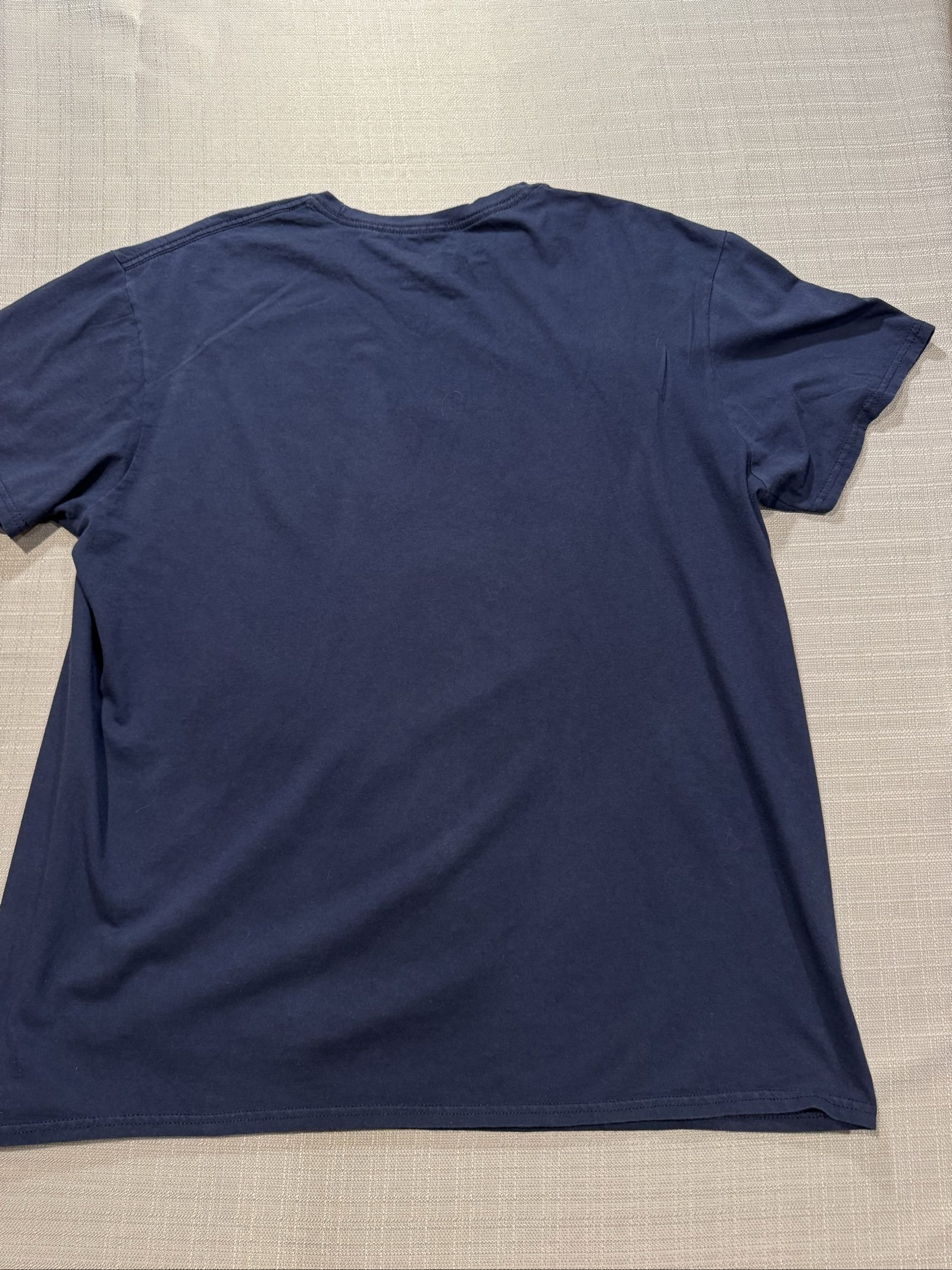 Men’s Coors Banquet Beer Vintage Design Graphic T-Shirt – Navy Blue – XL image 4