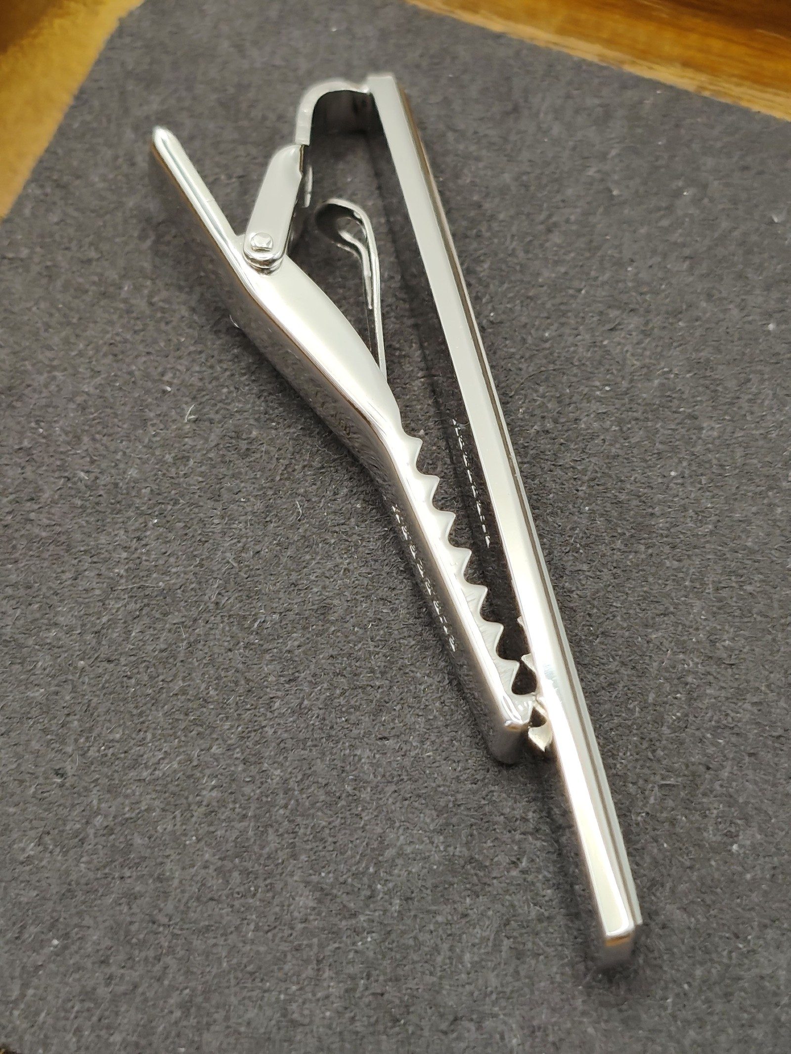 Burberry Silver Tone Men's Tie Clip image 8