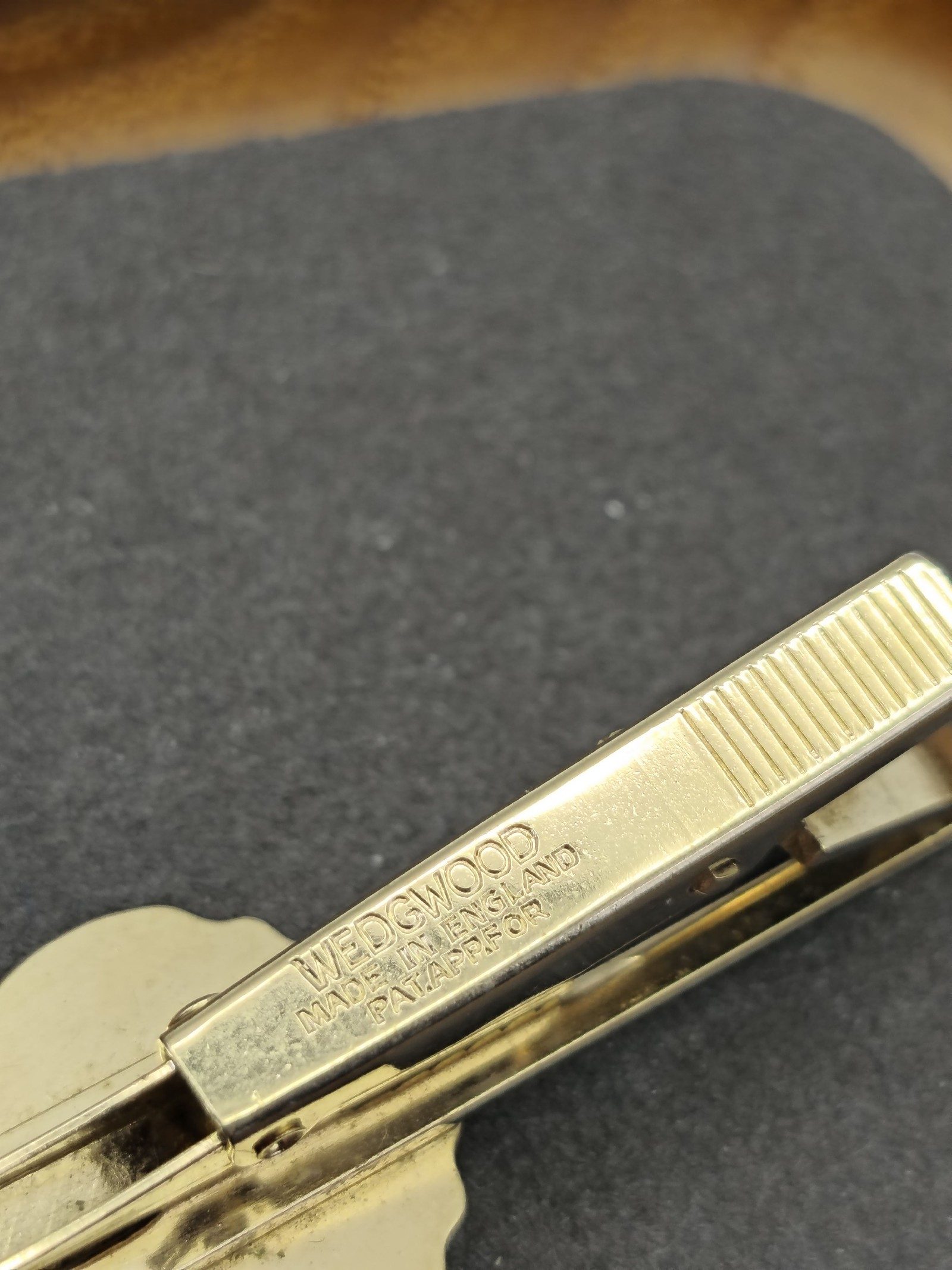 Wedgwood Gold Tone Blue Jasperware Tie Clip image 10