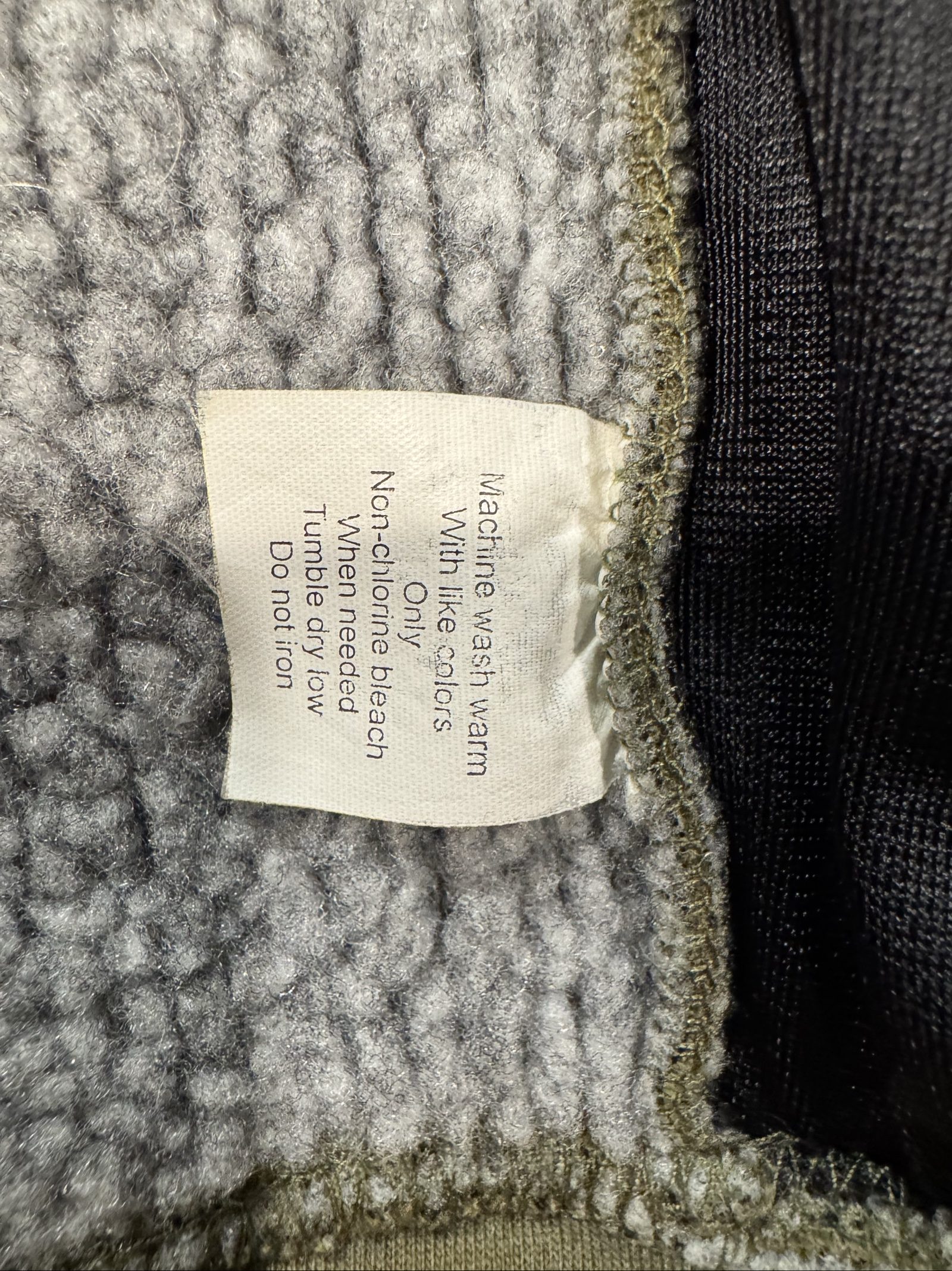 Men’s J.Crew Sherpa Fleece Lined Full Zip Vest – Olive Green – Medium image 8