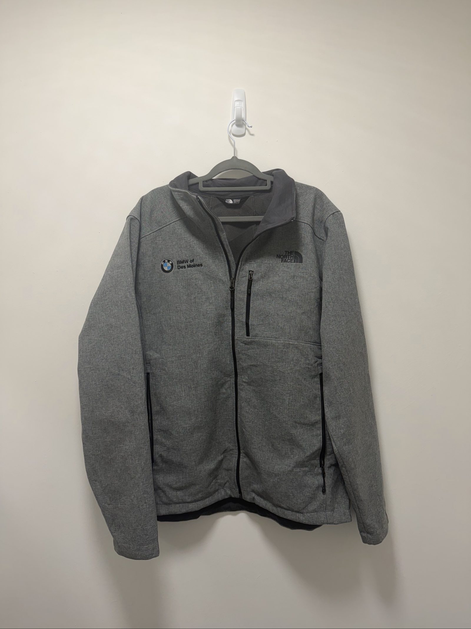 The North Face Men's Grey Softshell Jacket Large BMW Logo