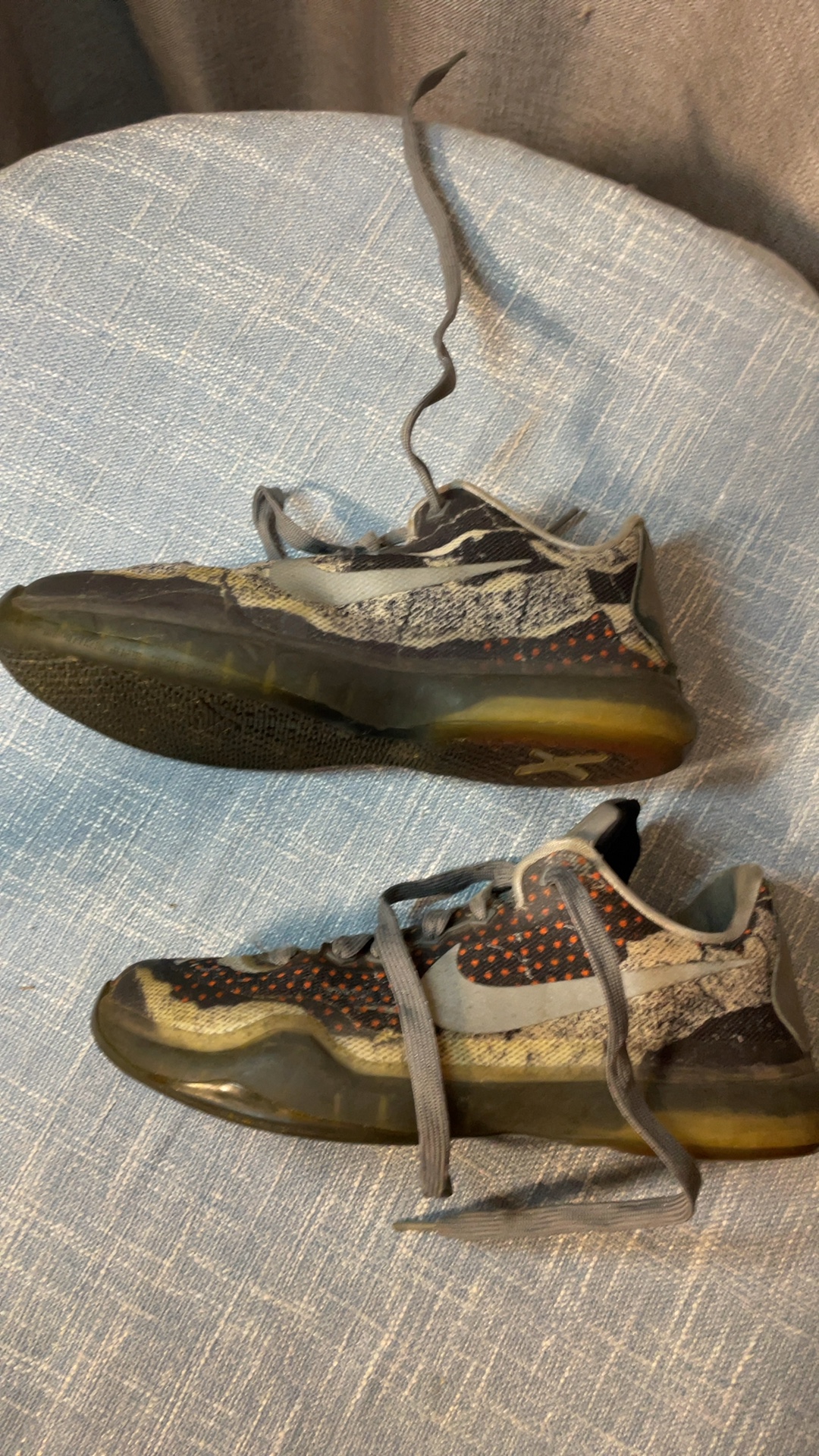 Nike Kids' Kobe Sneakers US 4.5Y image 3