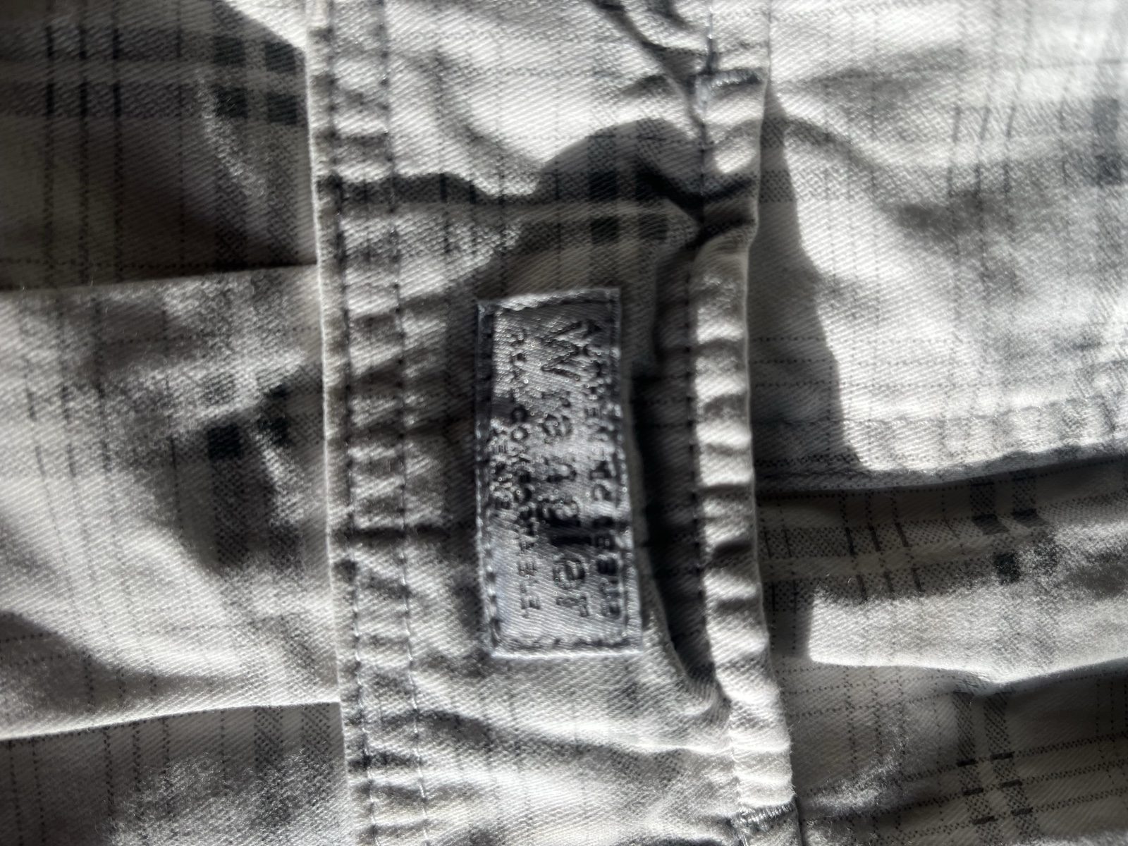 Wrangler White & Grey Checked Cargo Shorts W40 image 7