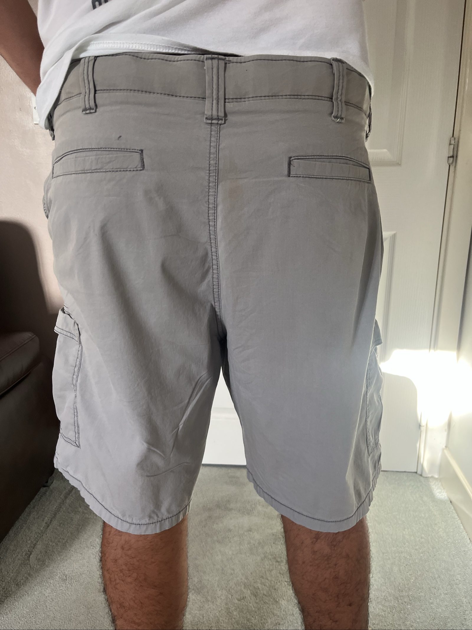 Wrangler Men's Grey Cargo Shorts Size 40 Pocket Detail image 5