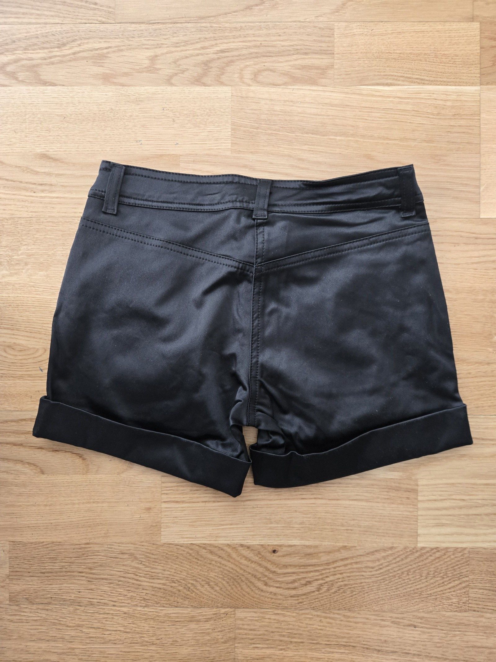 Monnalisa Jakioo Girls Black Satin Cuffed Shorts Size 10 Years NWT image 2