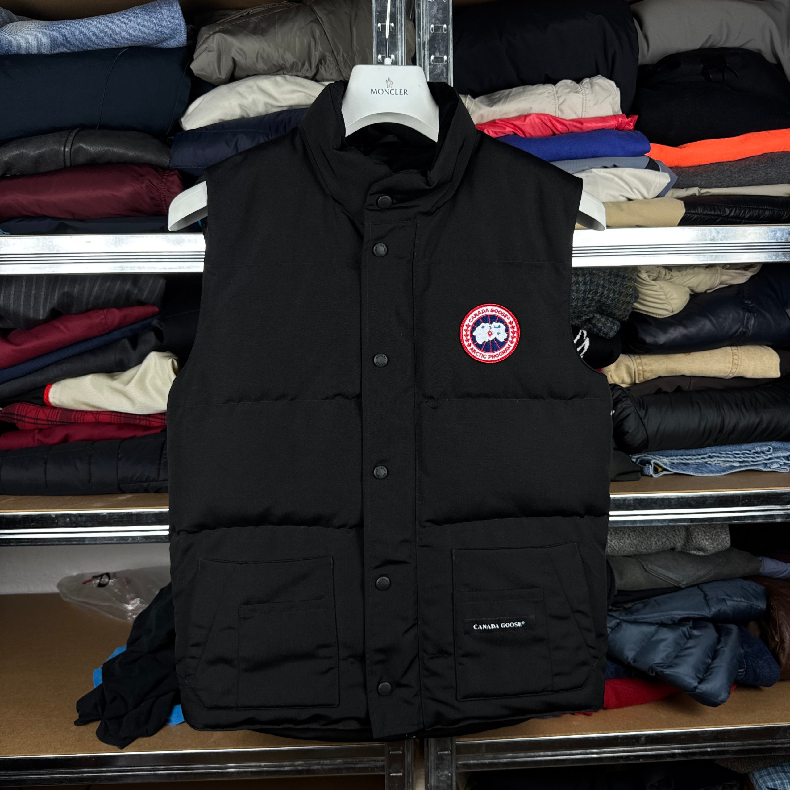 Men`s Canada Goose Freestyle Crew Black Puffer Vest Like a new Size XS-S
