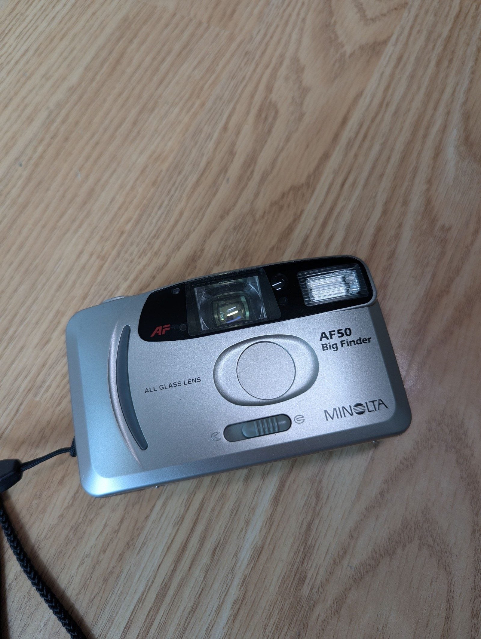 Minolta Silver AF50 Big Finder image 2
