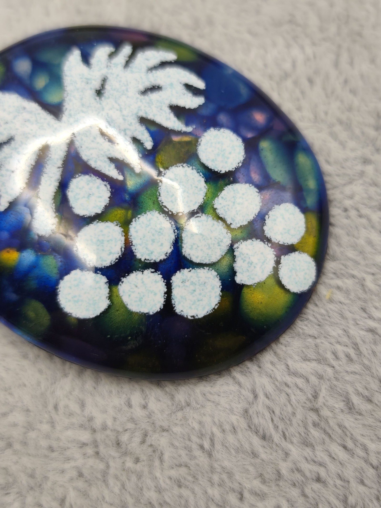 Enamel painted Brooch blue image 4