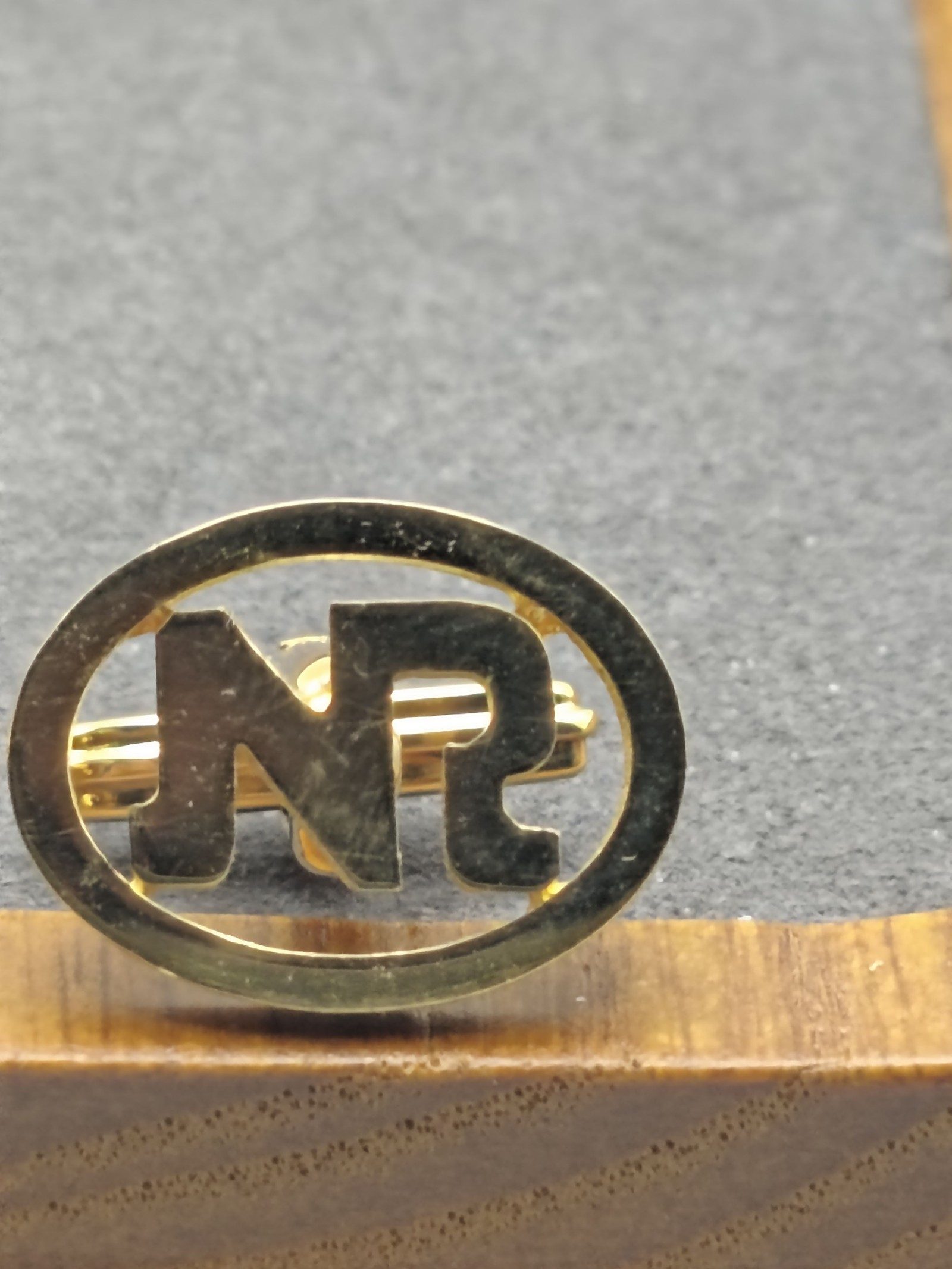 Nina Ricci Gold Tone NR Logo Cufflinks Unisex image 6