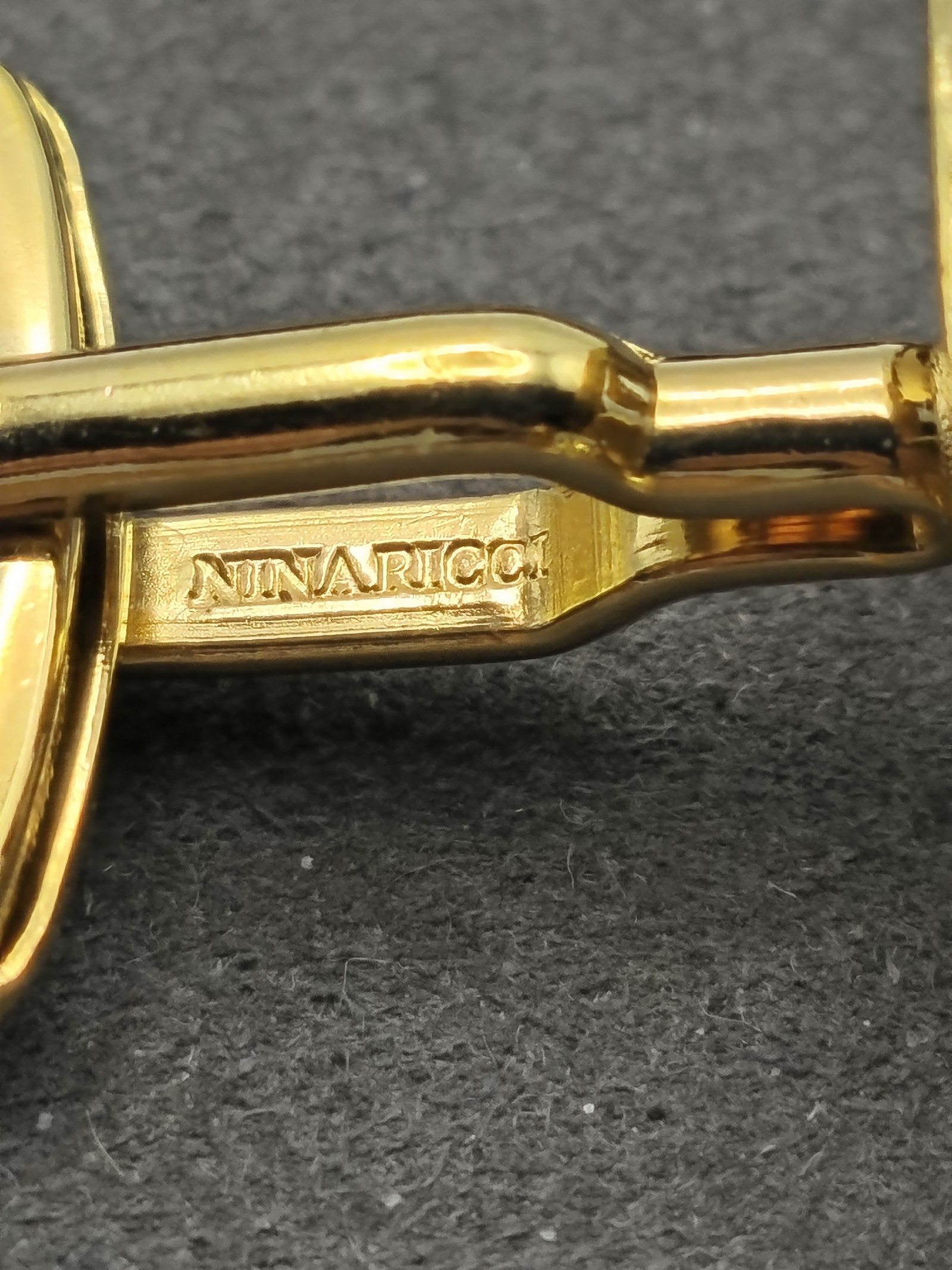 Nina Ricci Gold Tone NR Logo Cufflinks Unisex image 8
