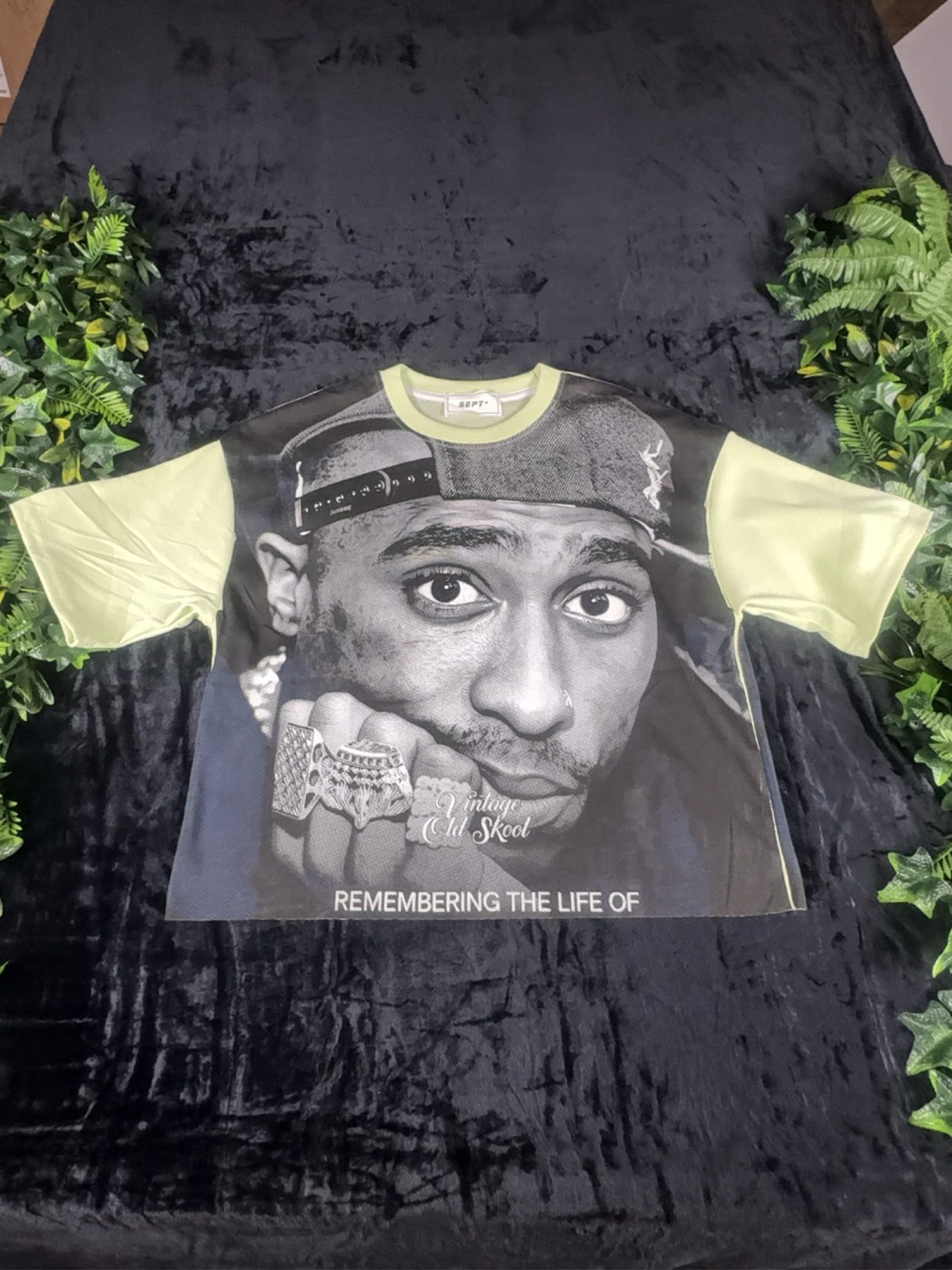T-Shirt Y2K Sept Black & Green Vintage Old Skool Print T-Shirt - S
