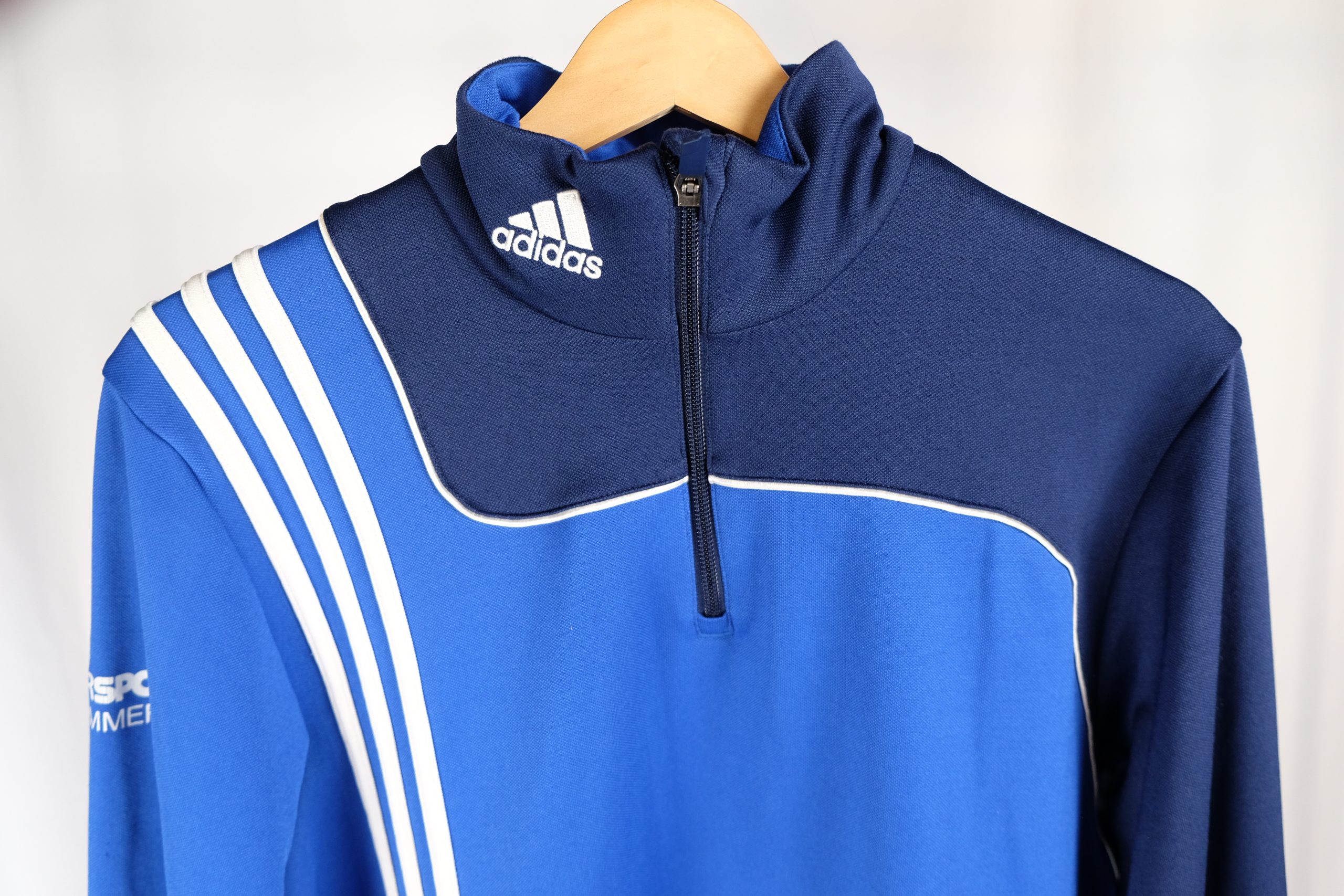 Felpa Sportiva • Adidas • Blu Royal E Blu Scuro Con Dettagli Bianchi • Taglia L image 2
