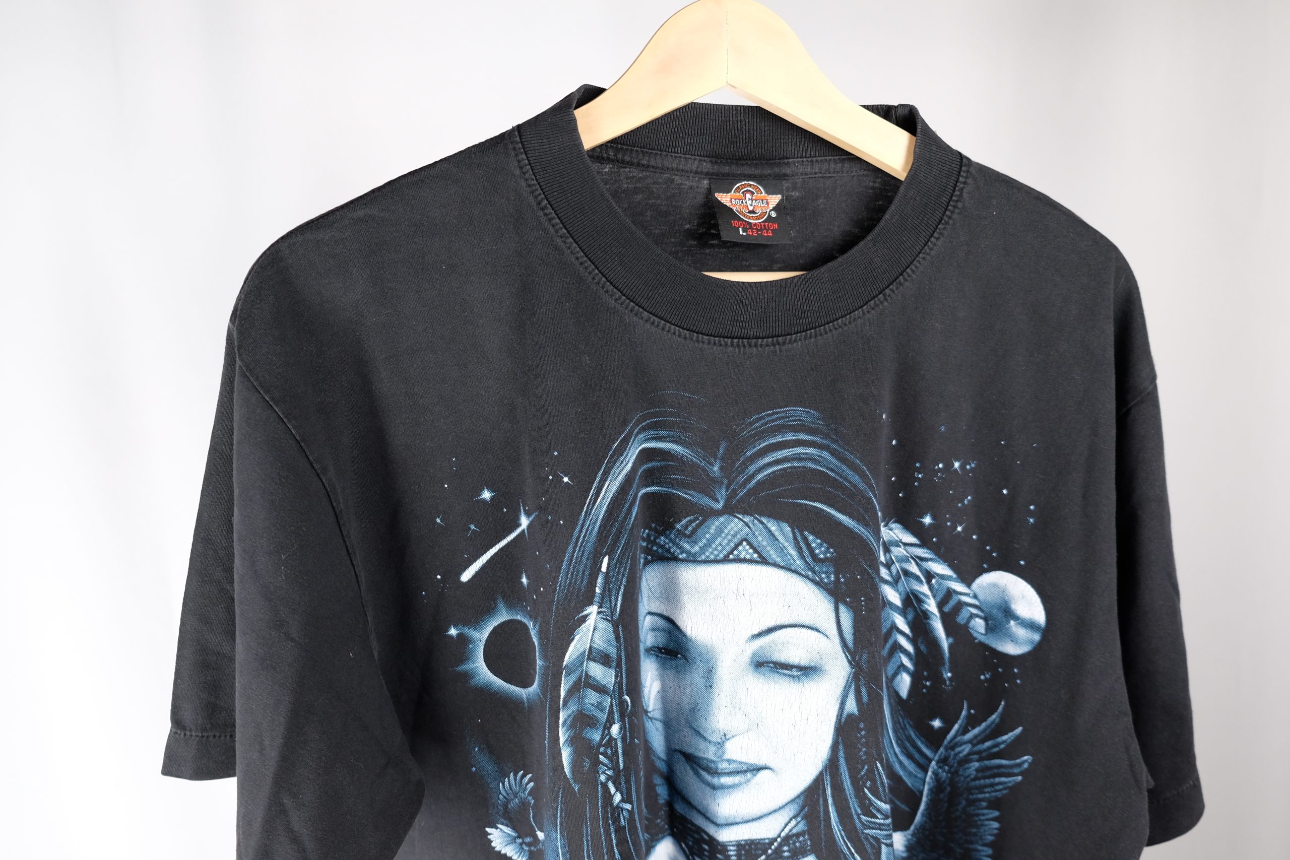 T-shirt image 2