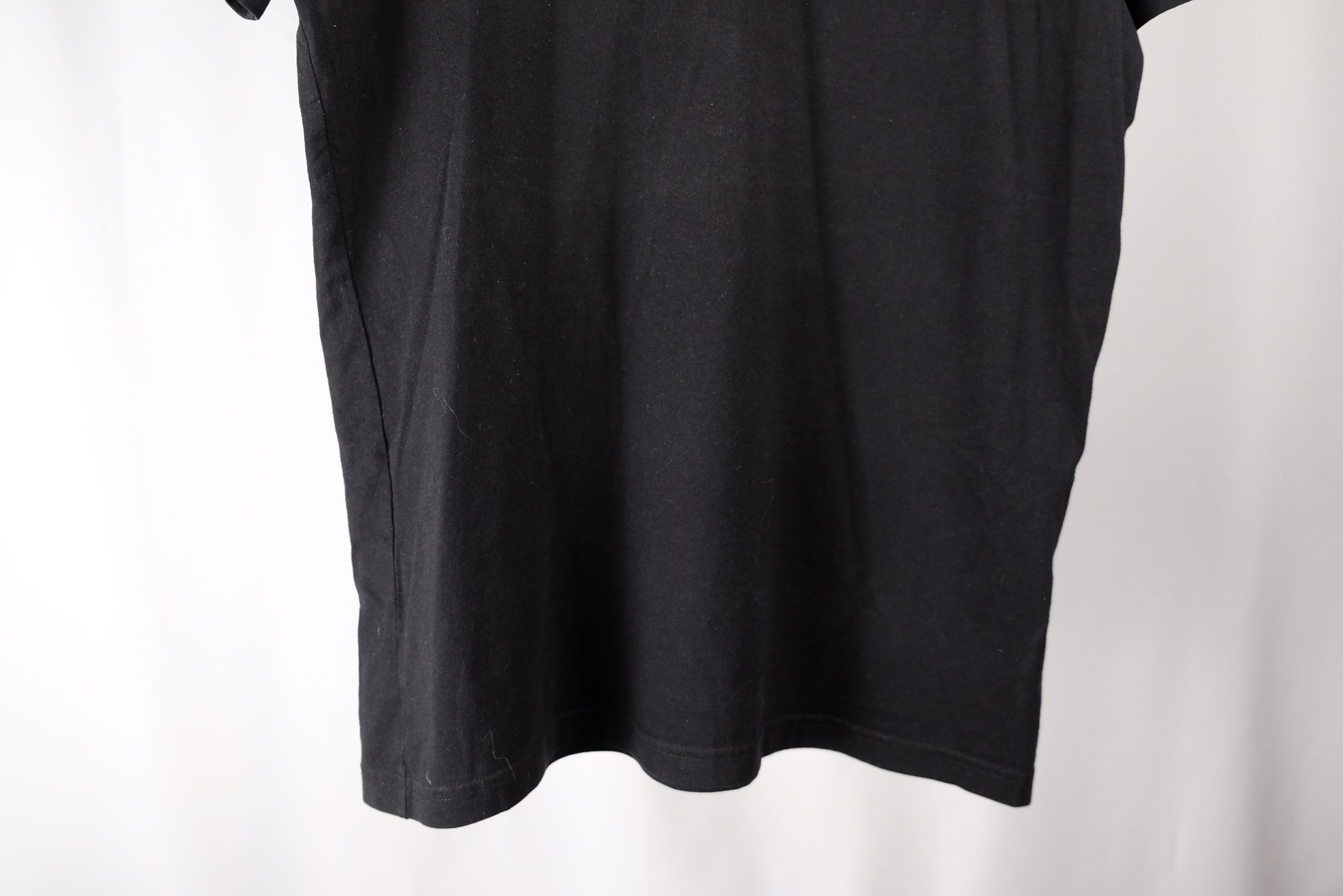 T-shirt image 3
