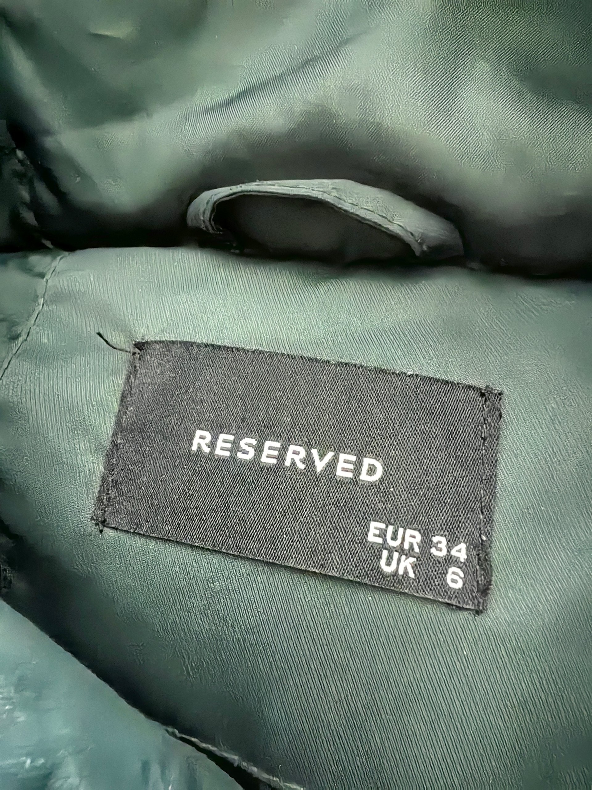 Stilīga un silta Reserved jaka/mētelis (tumši zaļā krāsā) image 2