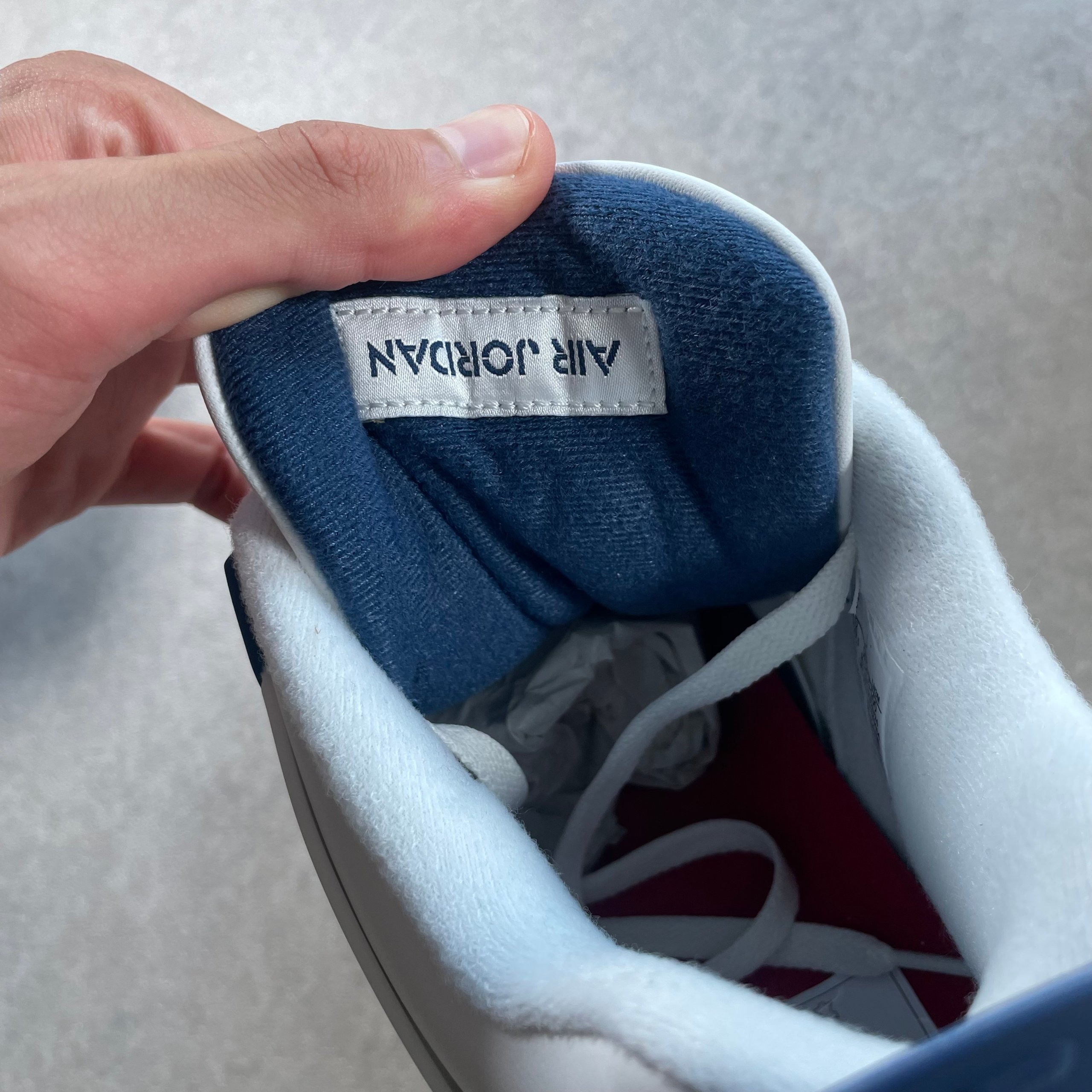 Nike SB x Air Jordan 4 Retro SP "Summit White, Navy" (UK12) image 7
