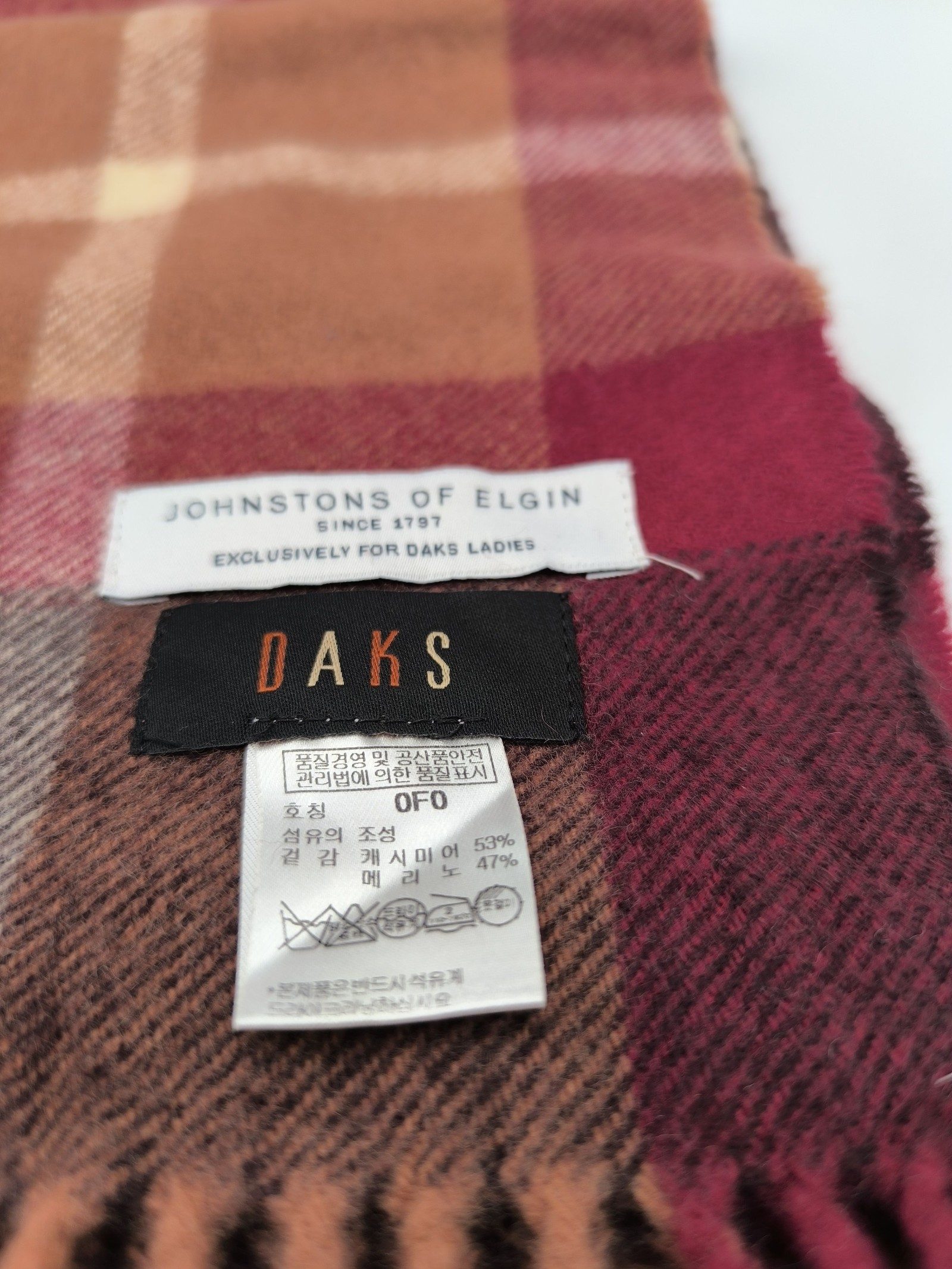 DAKS Women's Multi Colour Cashmere & Merino Wool Scarf image 2