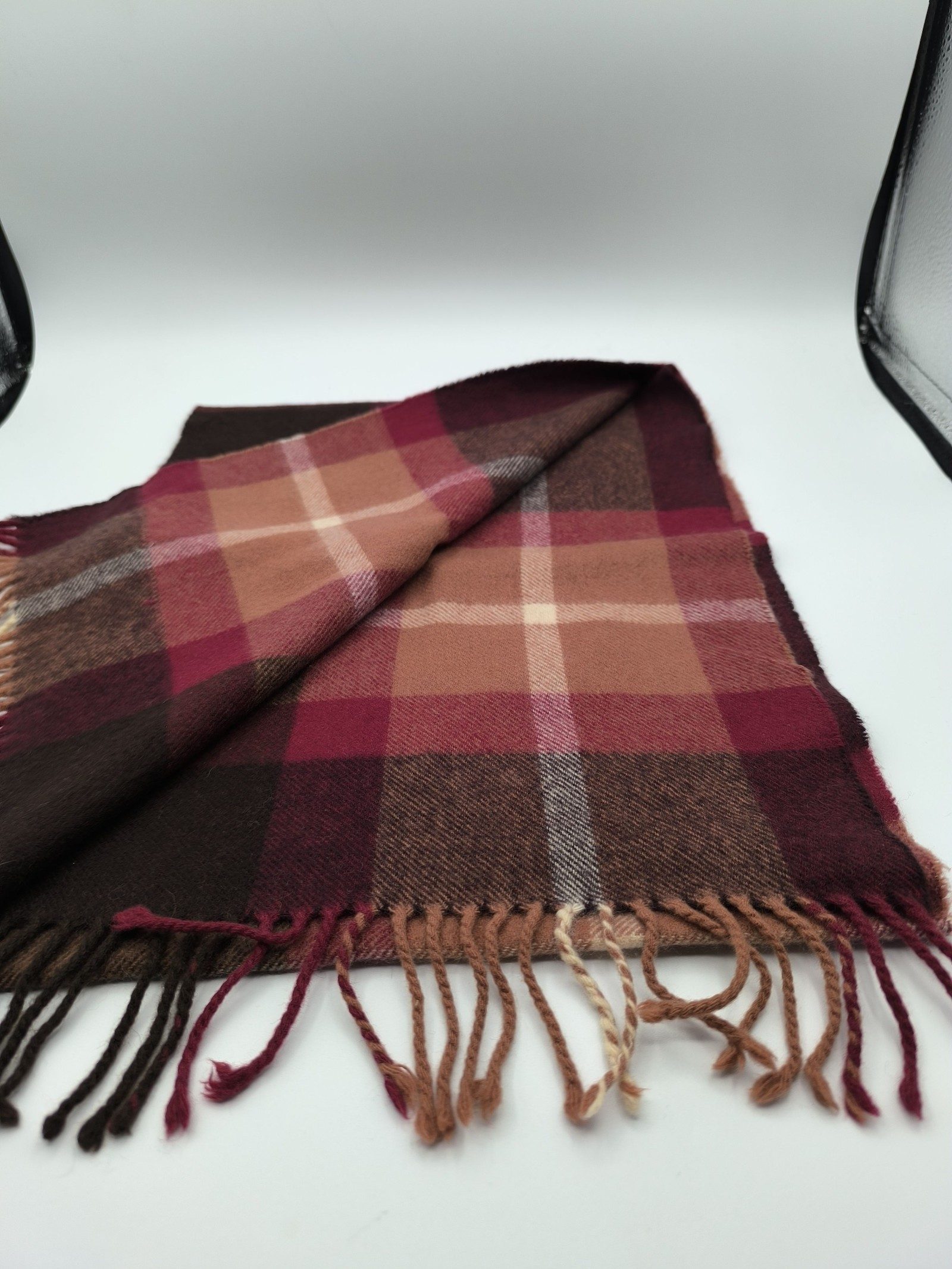 DAKS Women's Multi Colour Cashmere & Merino Wool Scarf image 4