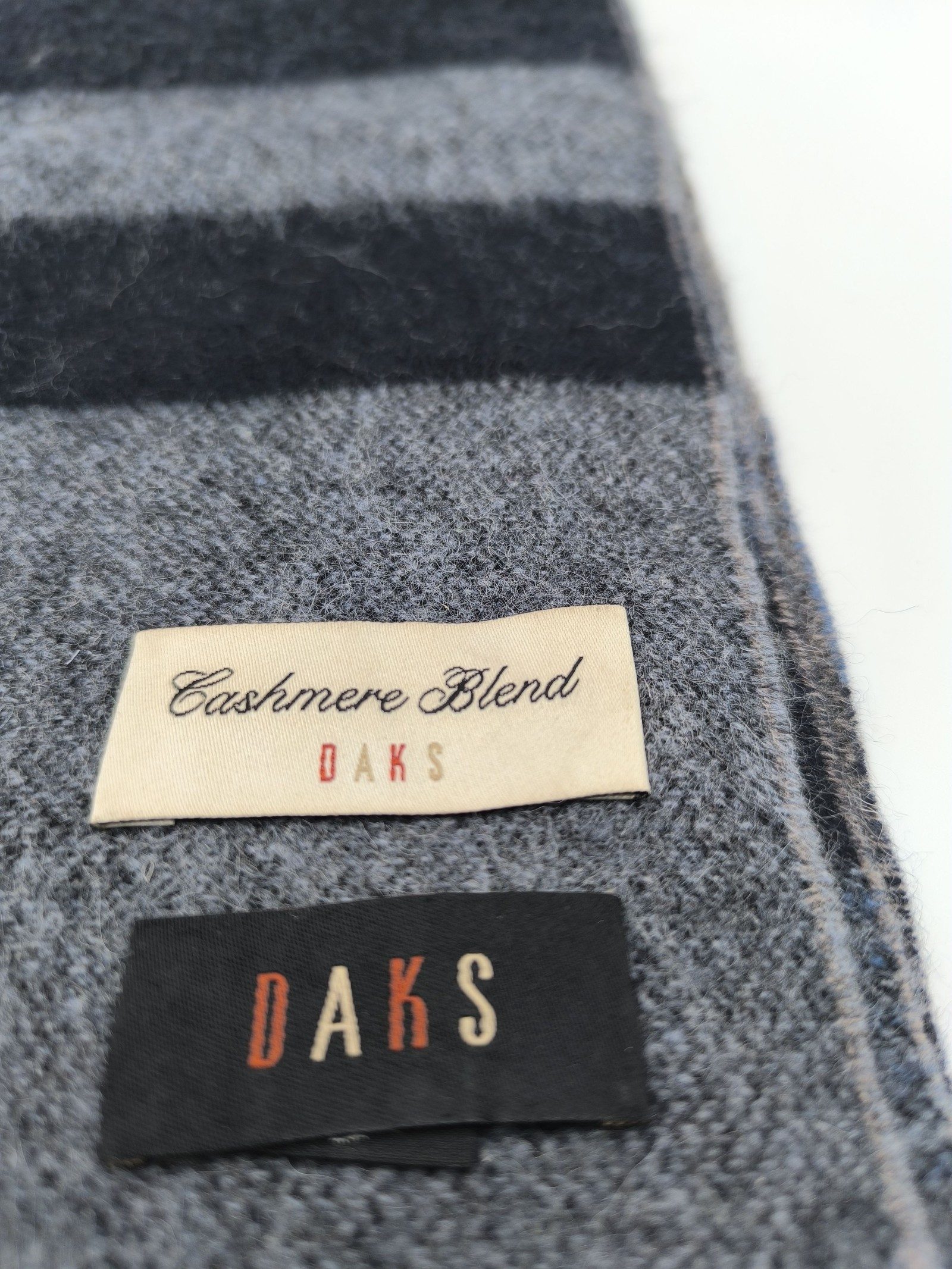 DAKS Men's Grey & Navy Cashmere Blend Striped Scarf image 2