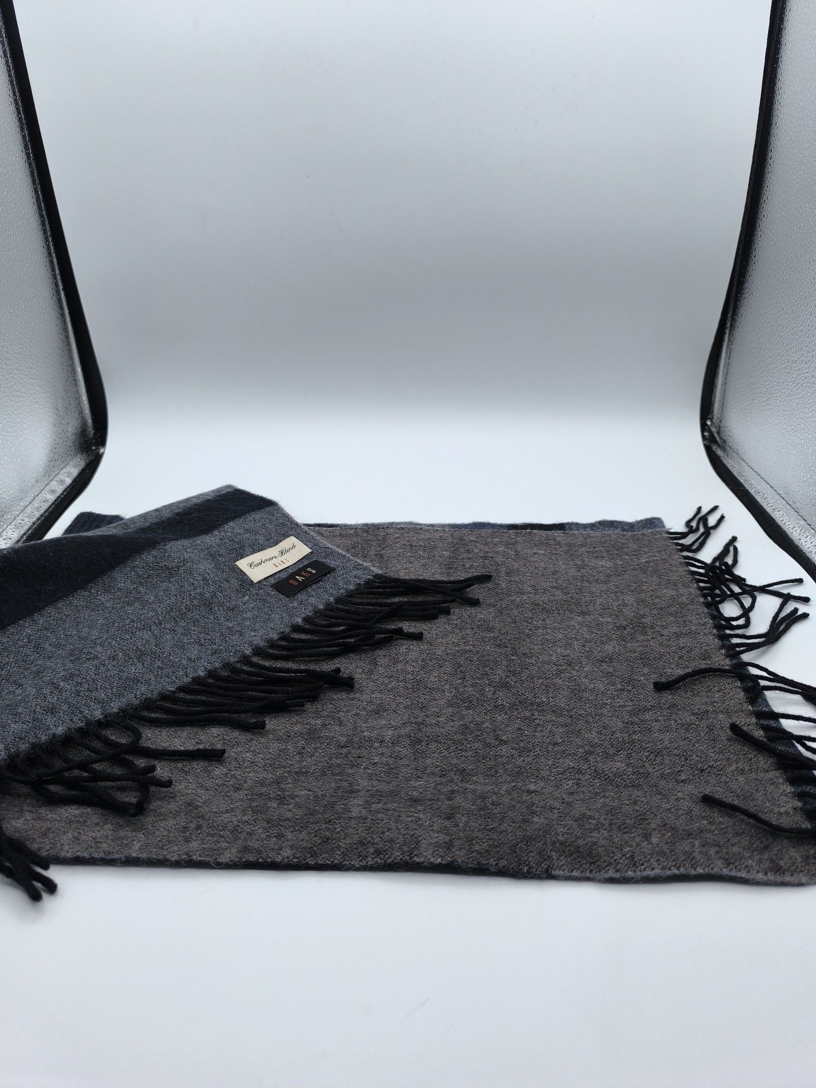 DAKS Men's Grey & Navy Cashmere Blend Striped Scarf image 7