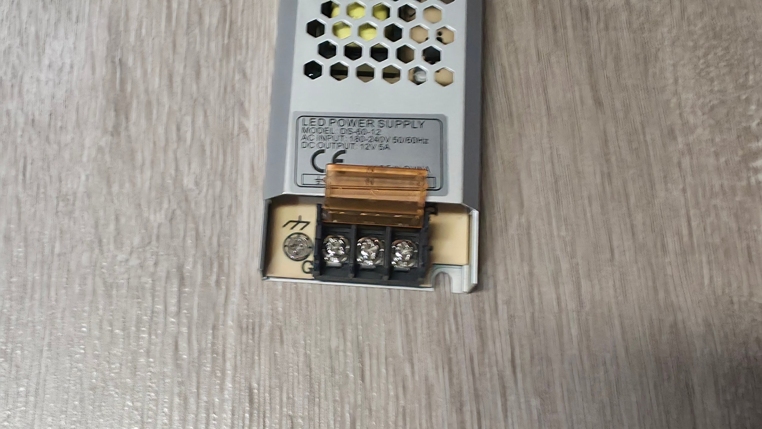 LED Power Supply 12V 5A Netzteil Unbenutzt image 2