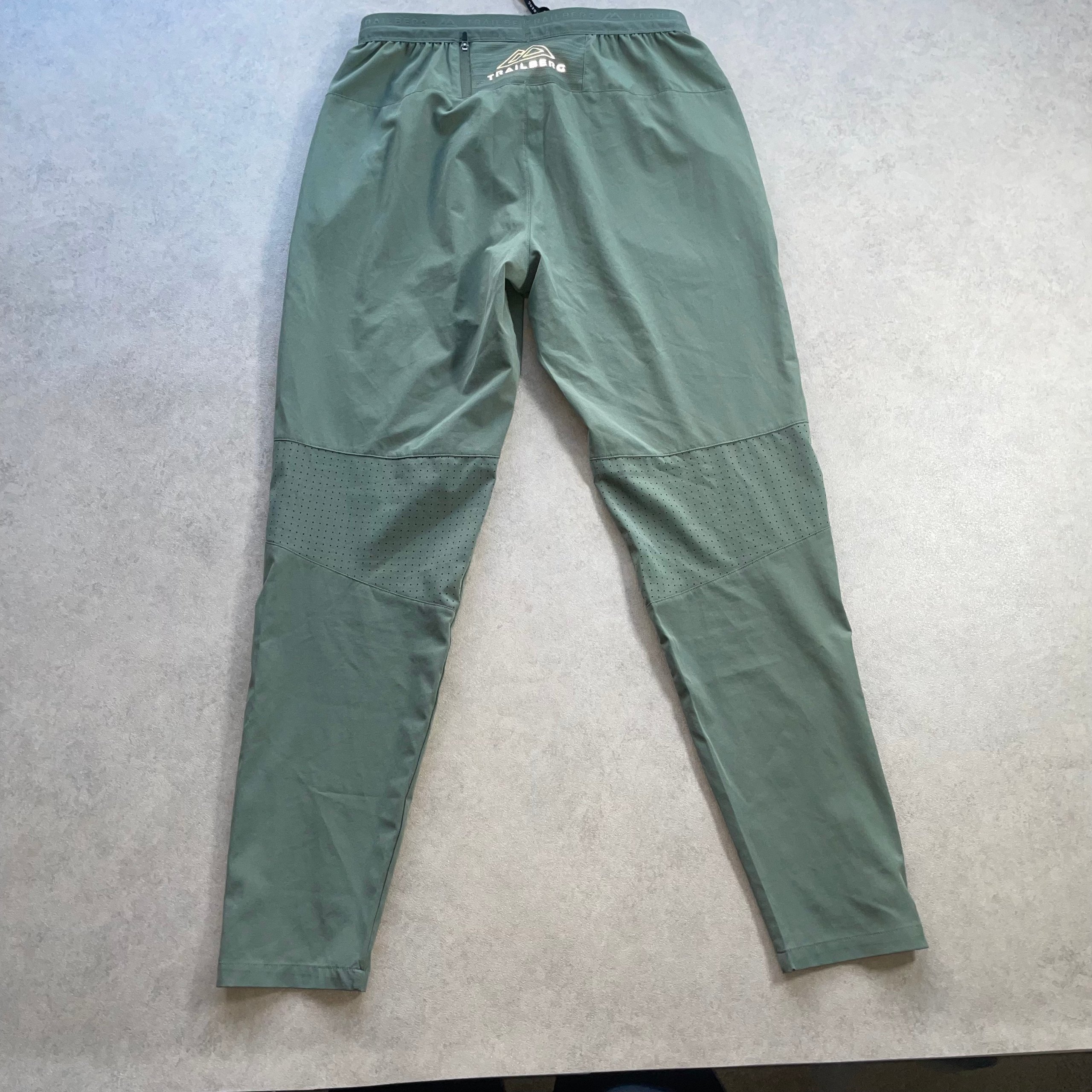 Trailberg Green Men's Lightweight Running Trousers Medium image 3