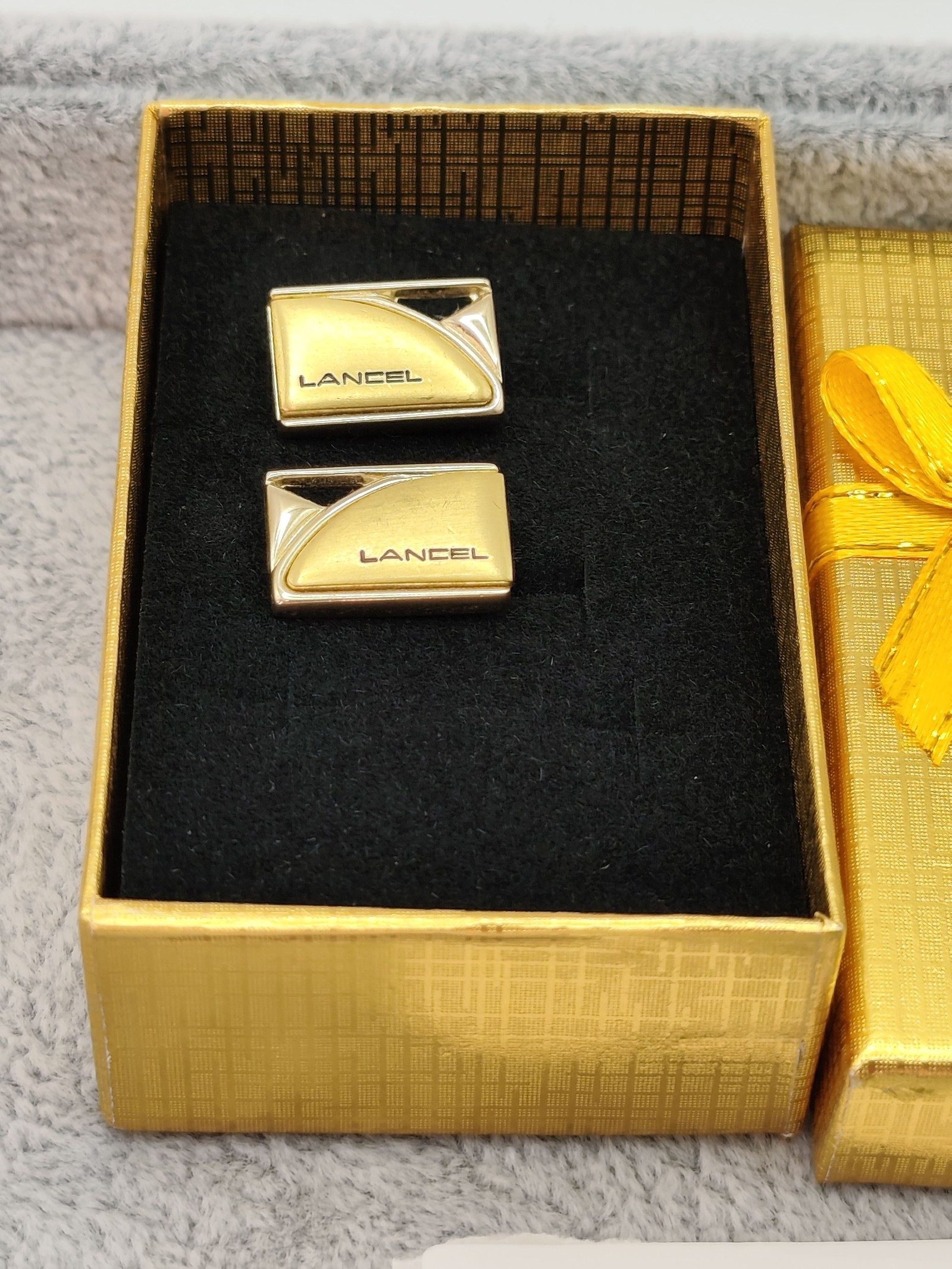Lancel Gold Tone Men’s Cufflinks Rectangular Set image 2