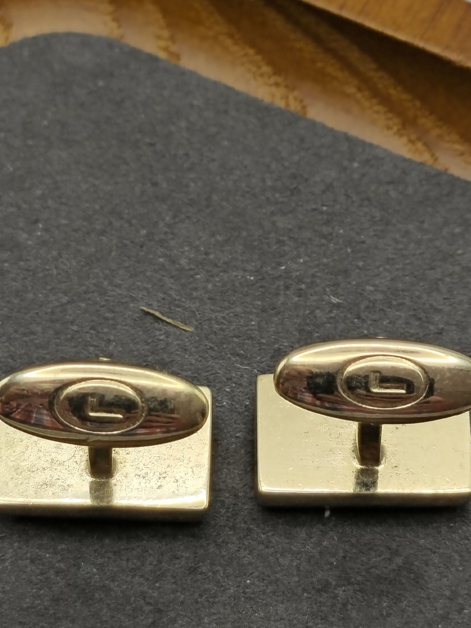 Lancel Gold Tone Men’s Cufflinks Rectangular Set image 7