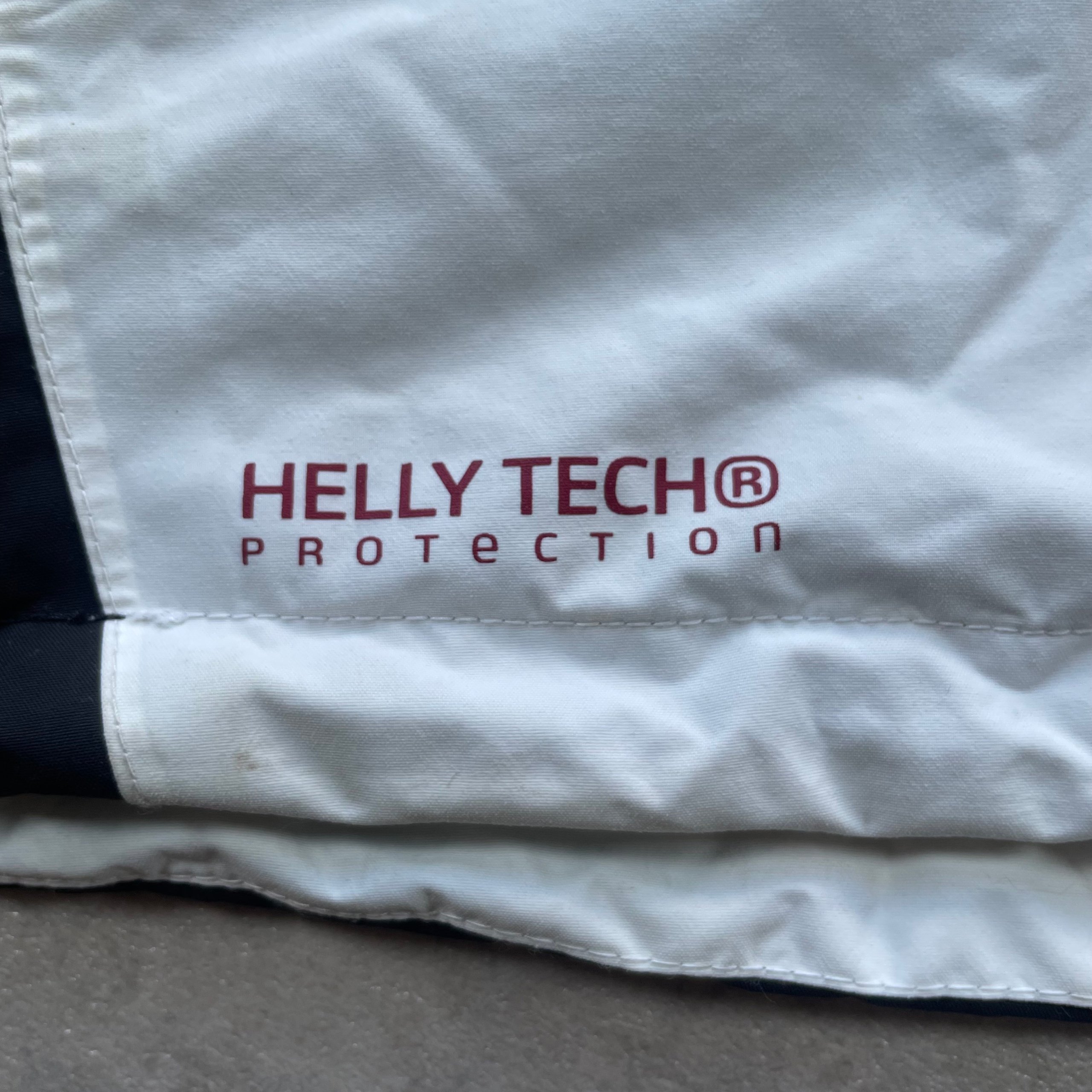 Helly Hansen Helly Tech Performance Waterproof Windproof Jacket "White,Black" (Mens Size XL) image 6
