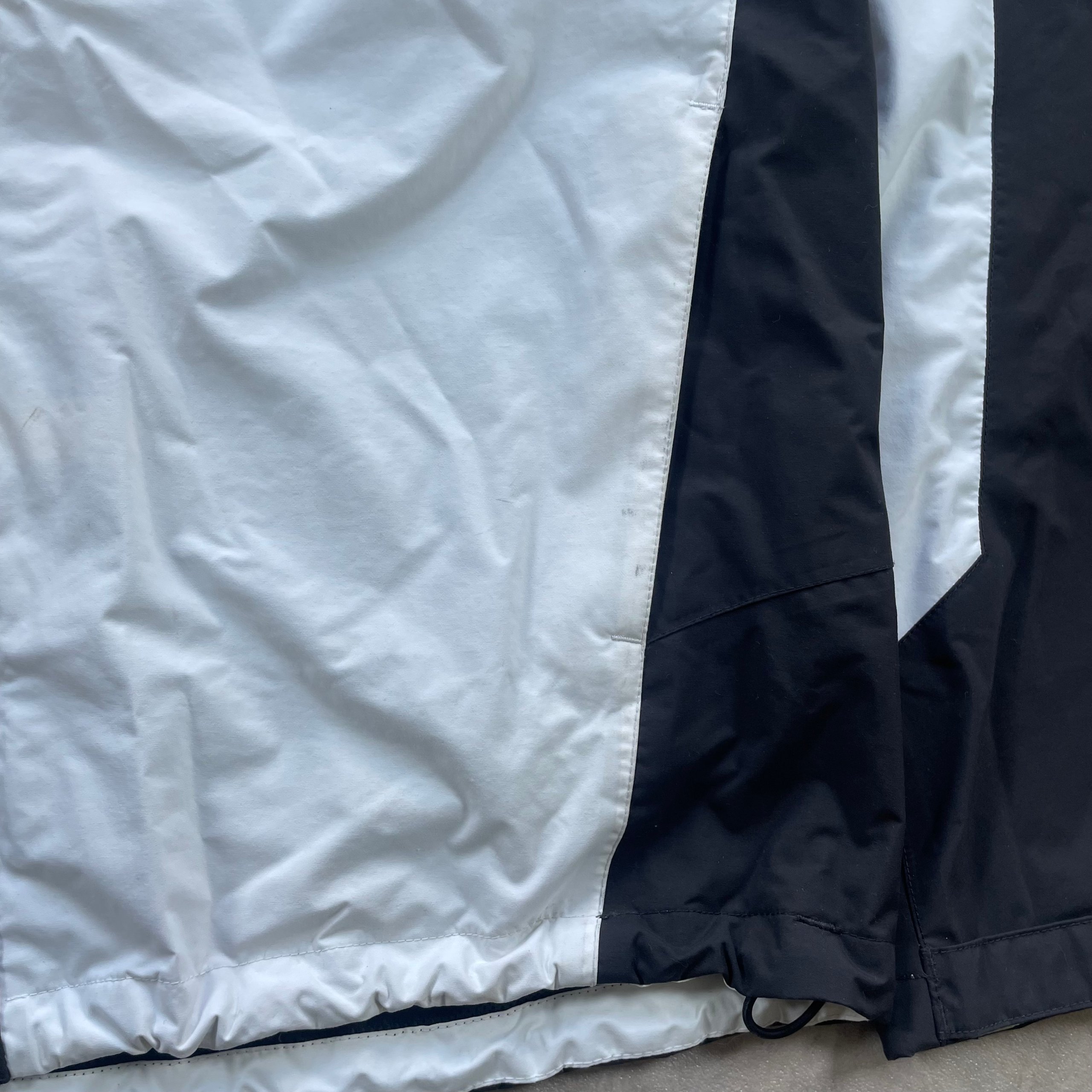 Helly Hansen Helly Tech Performance Waterproof Windproof Jacket "White,Black" (Mens Size XL) image 8