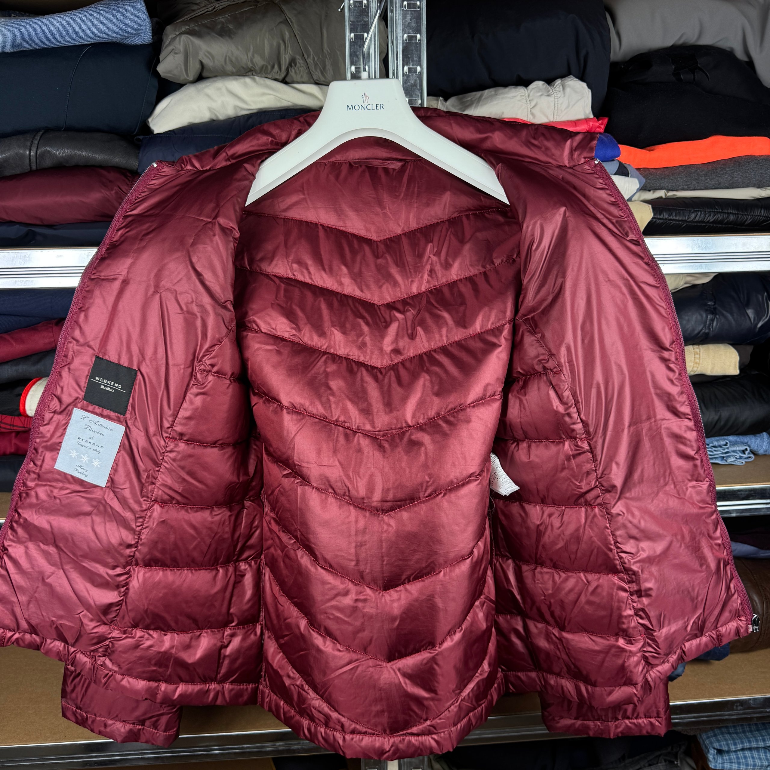 Women`s Max Mara x Weekend Red Puffer Nylon Down Jacket Size M / 38 image 3